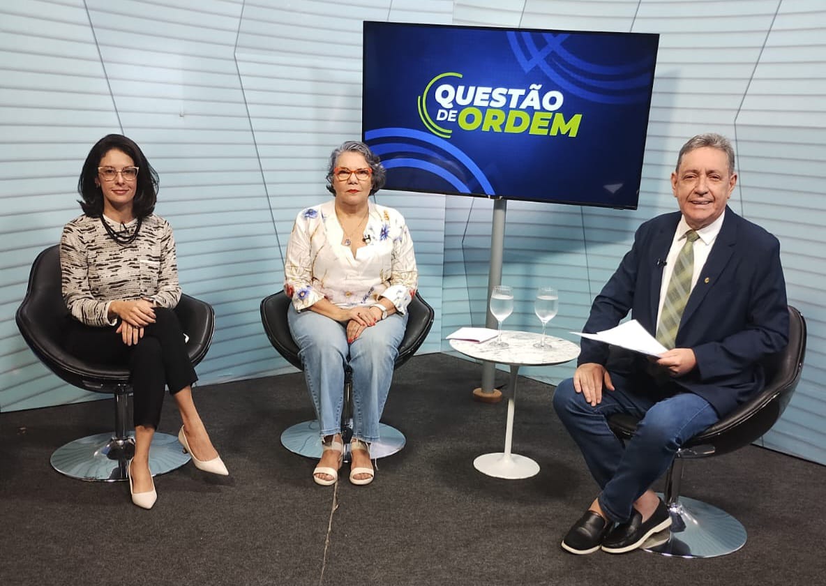 Maely Borges, Sheila Pitombeira e o jornalista Renato Abreu