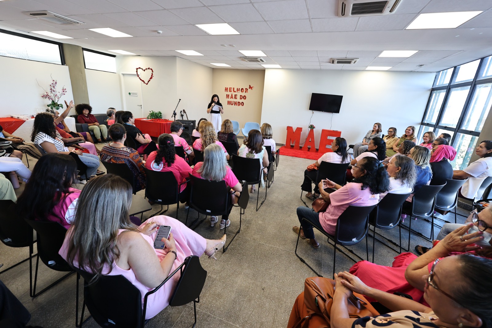 Homenagem ocorreu na tarde desta quinta-feira (22/05)