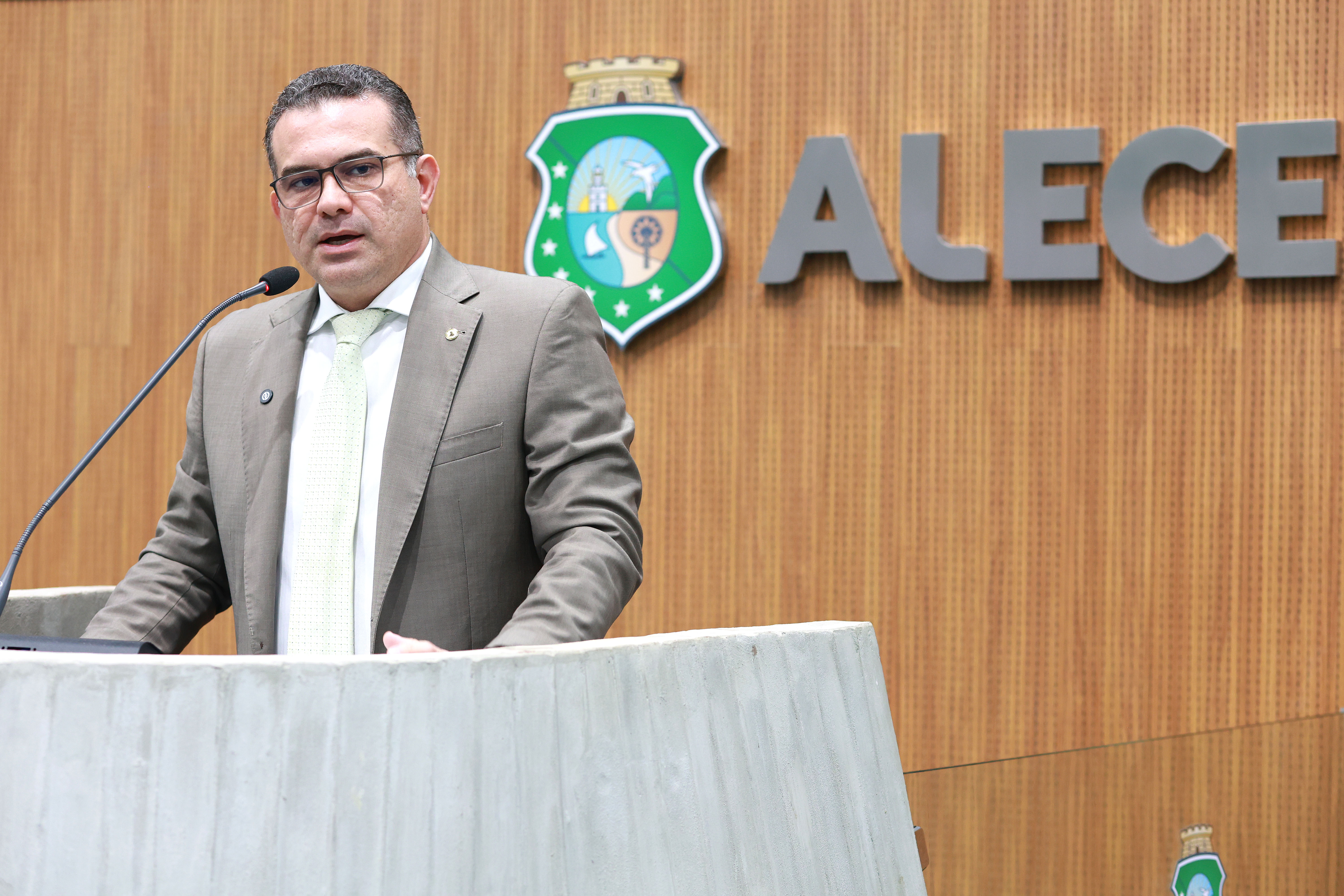 Deputado Simão Pedro (PSD)