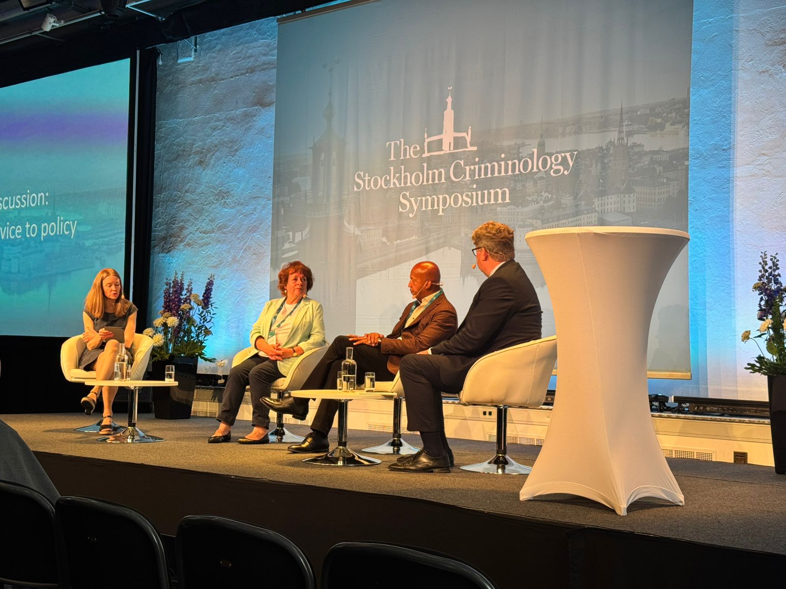 O evento teve início nesta segunda-feira (09/06), reunindo estudos sobre criminologia e violência, produzidos em diversos locais do mundo.