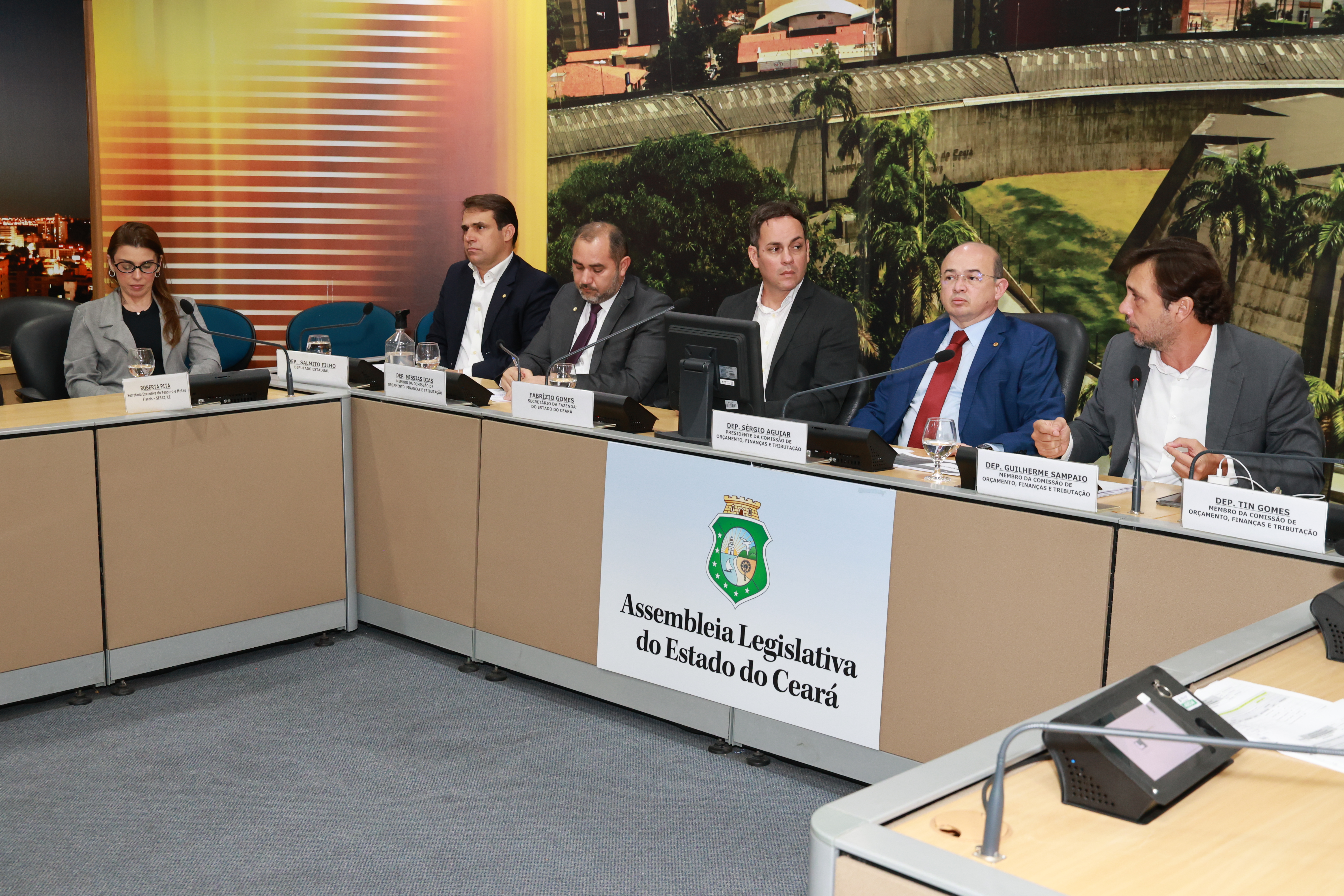 Secretário da Fazenda, Fabrízio Gomes Santos, apresenta metas fiscais na Comissão de Orçamento, Finanças e Tributação