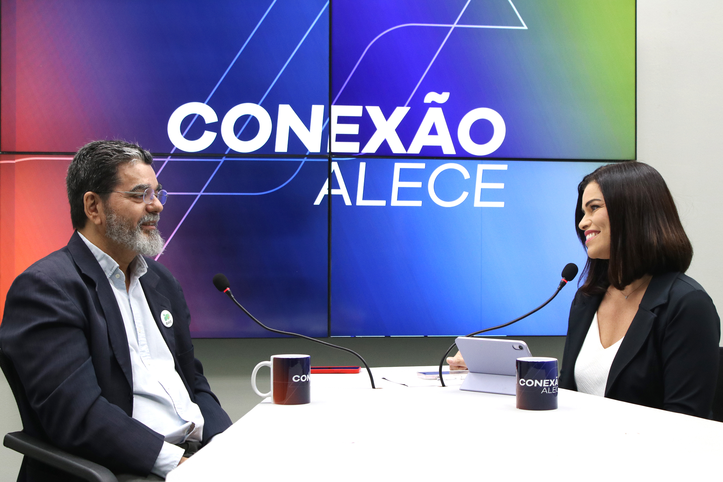 Ex-deputado João Alfredo lembra trajetória do Escritório Frei Tito em entrevista no Conexão Alece