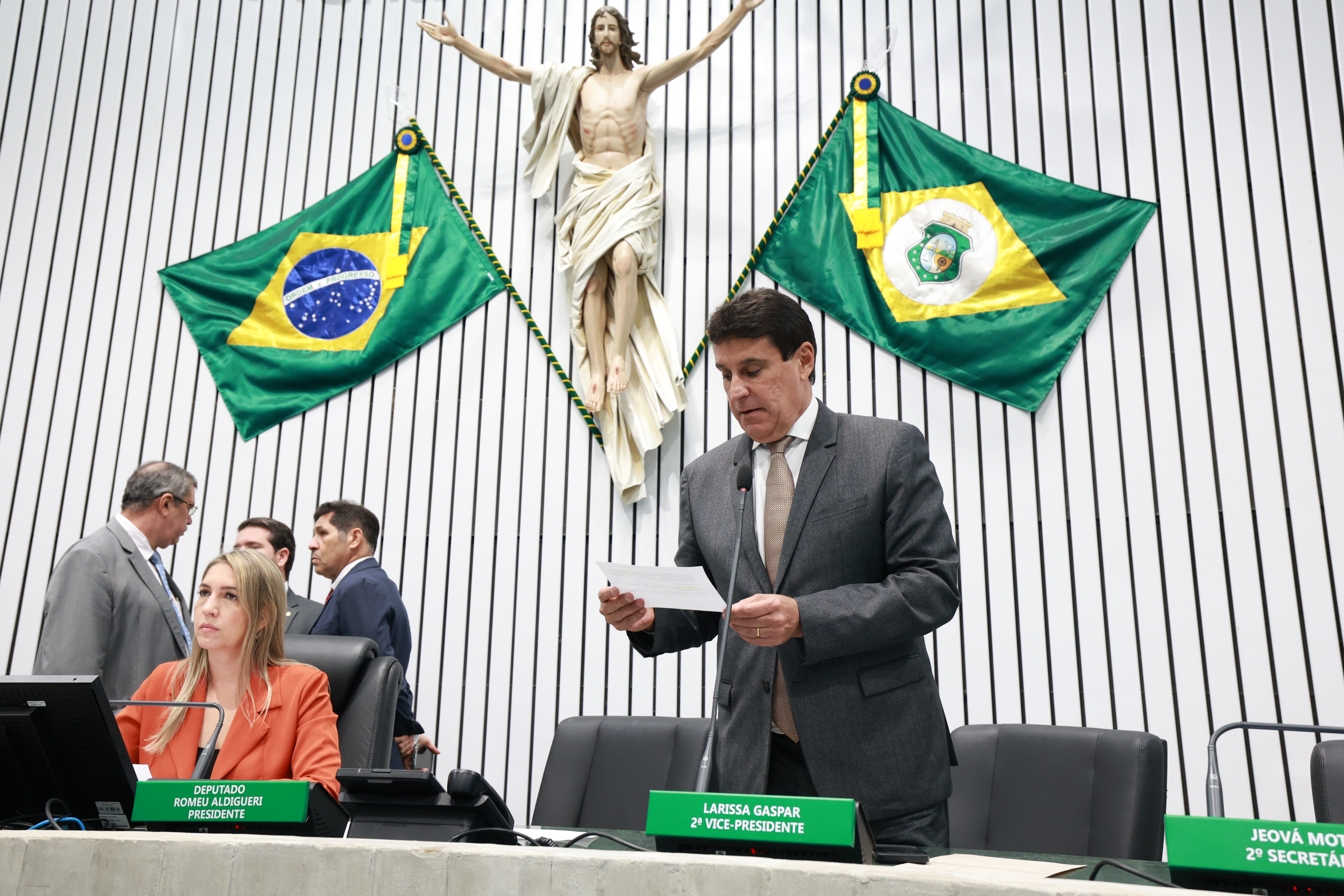 Alece aprova projeto que aperfeiçoa o Sistema de Previdência Parlamentar