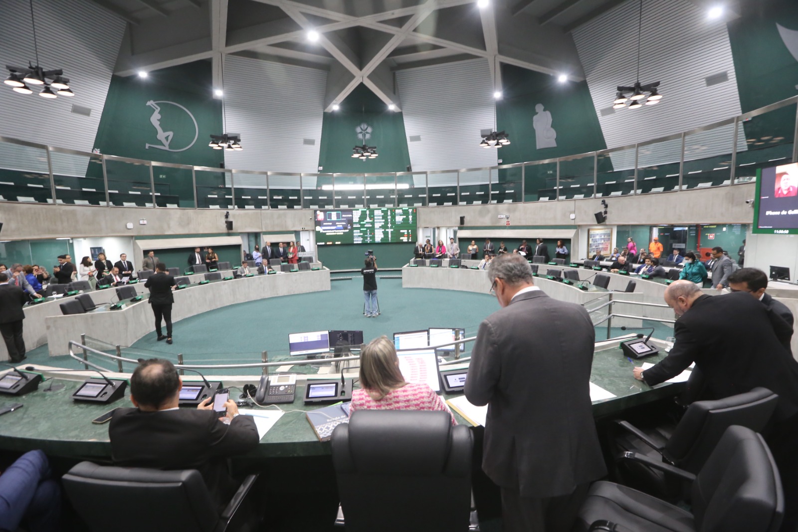 Pronunciamentos foram feitos durante a ordem do dia da sessão plenária desta terça-feira (01/07)