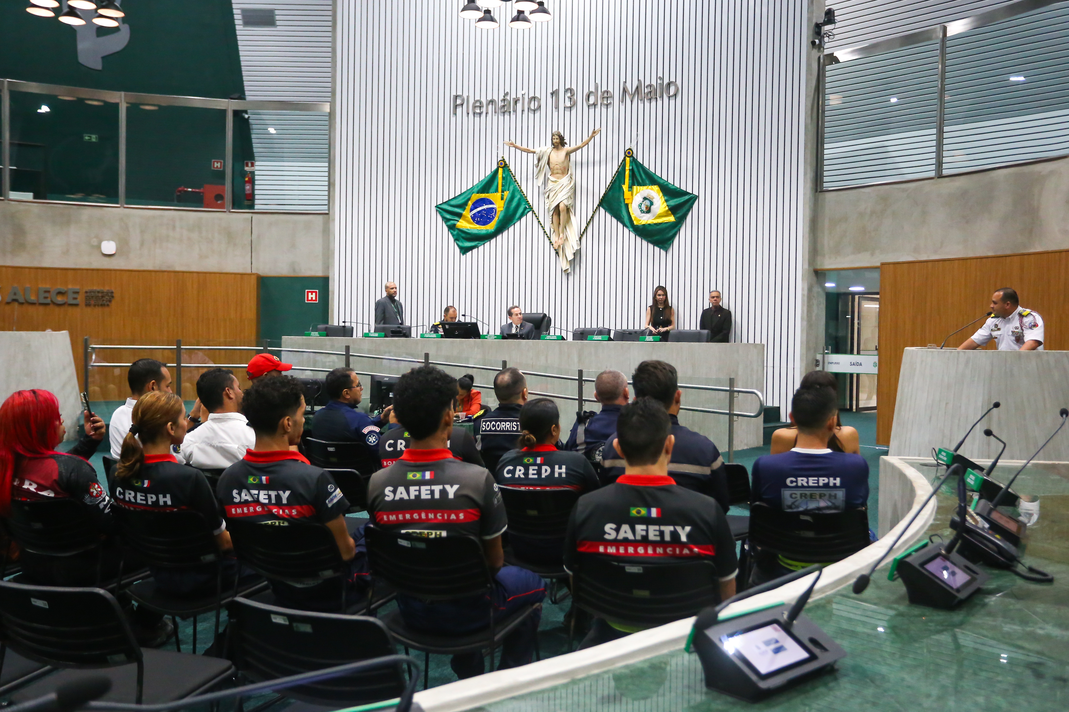 A cerimônia reuniu socorristas filiados a grupos de atuação em situações de emergência