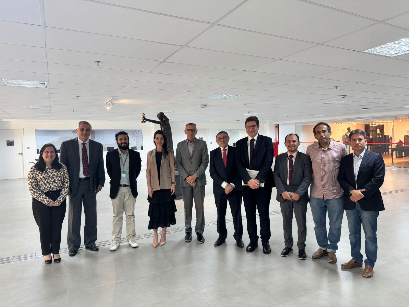 Escritório Frei Tito participa de reunião com a Comissão de Soluções Fundiárias do TJCE