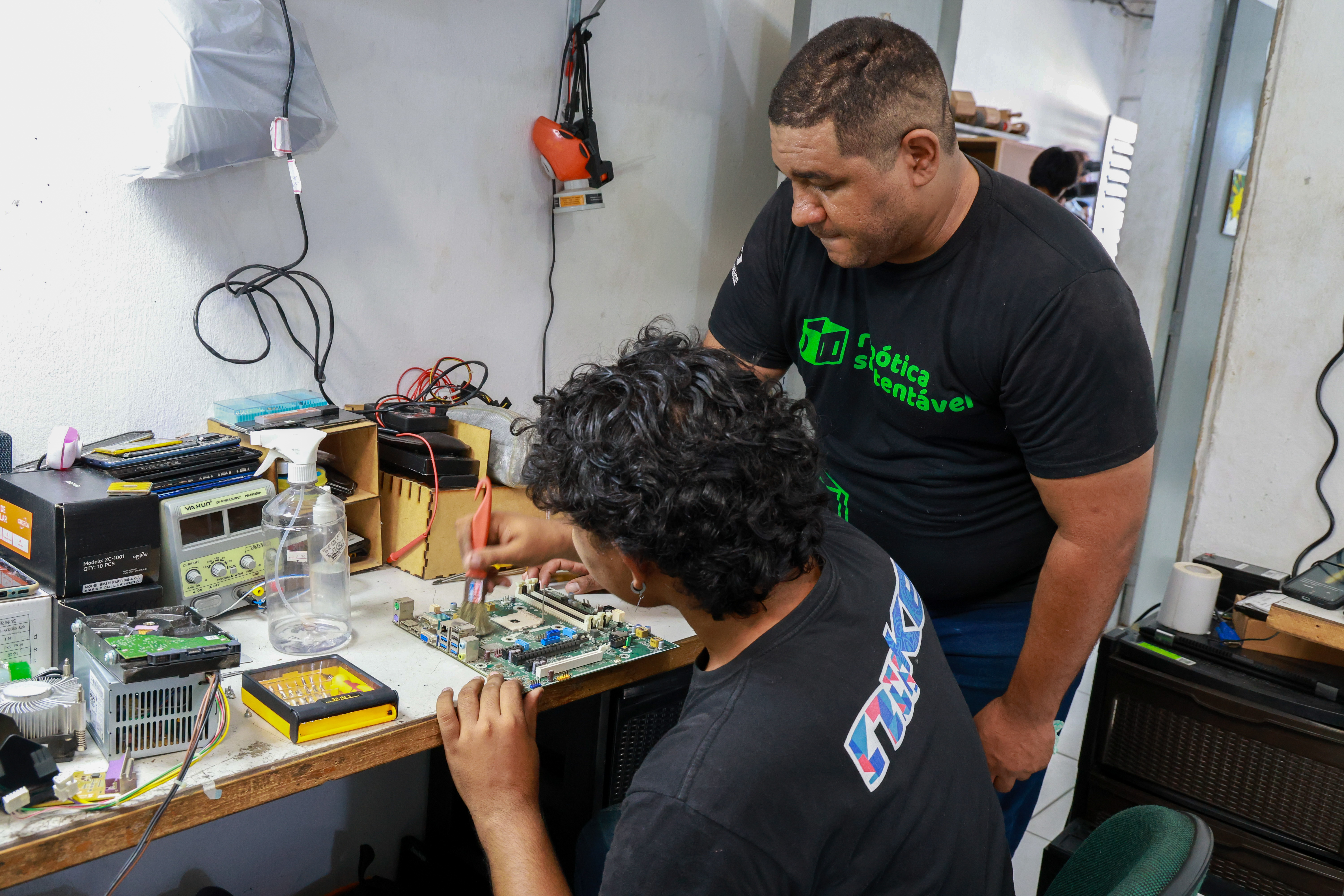 A Alece e o Instituto já atuam em colaboração na gestão de resíduos eletroeletrônicos da Casa