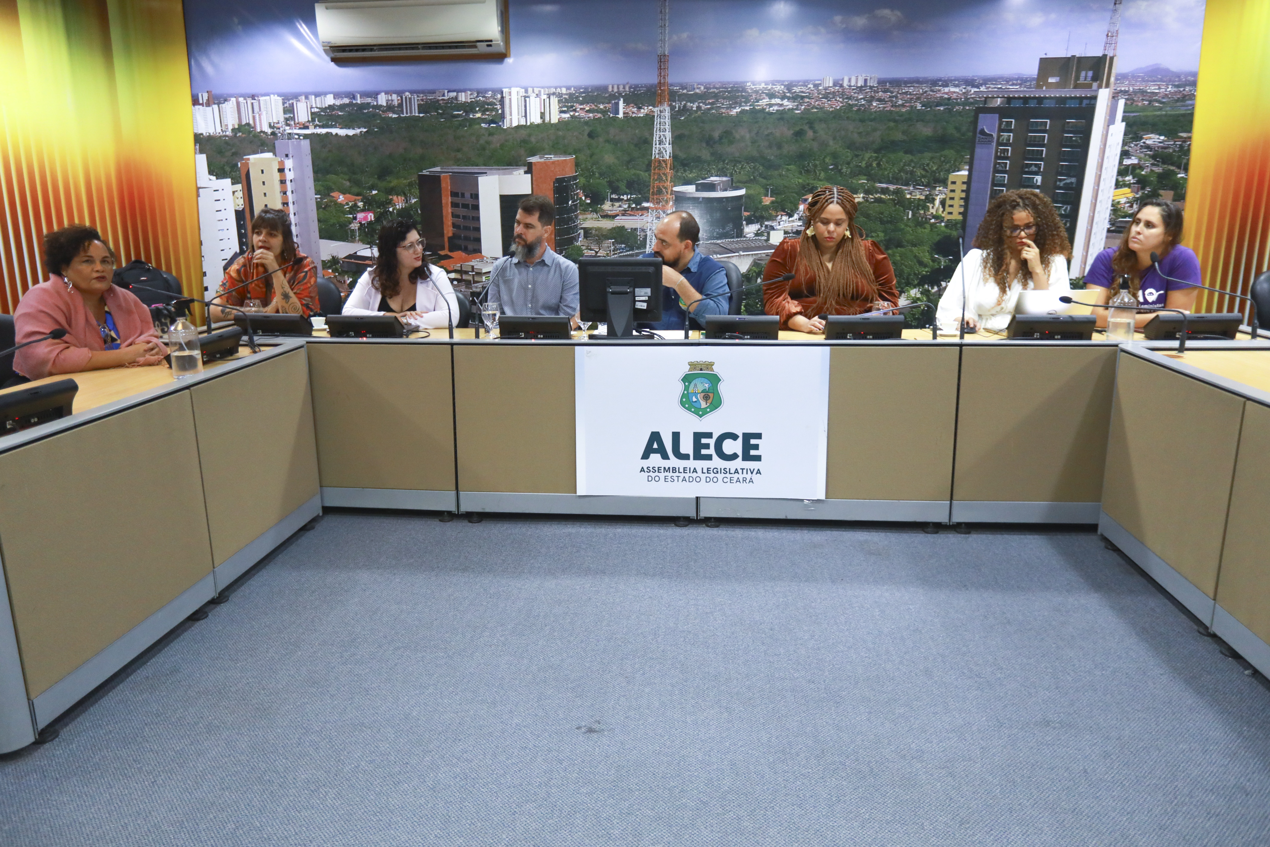 A reunião tratou de debater as impressões sobre as visitas aos centros socioeducativos em Fortaleza