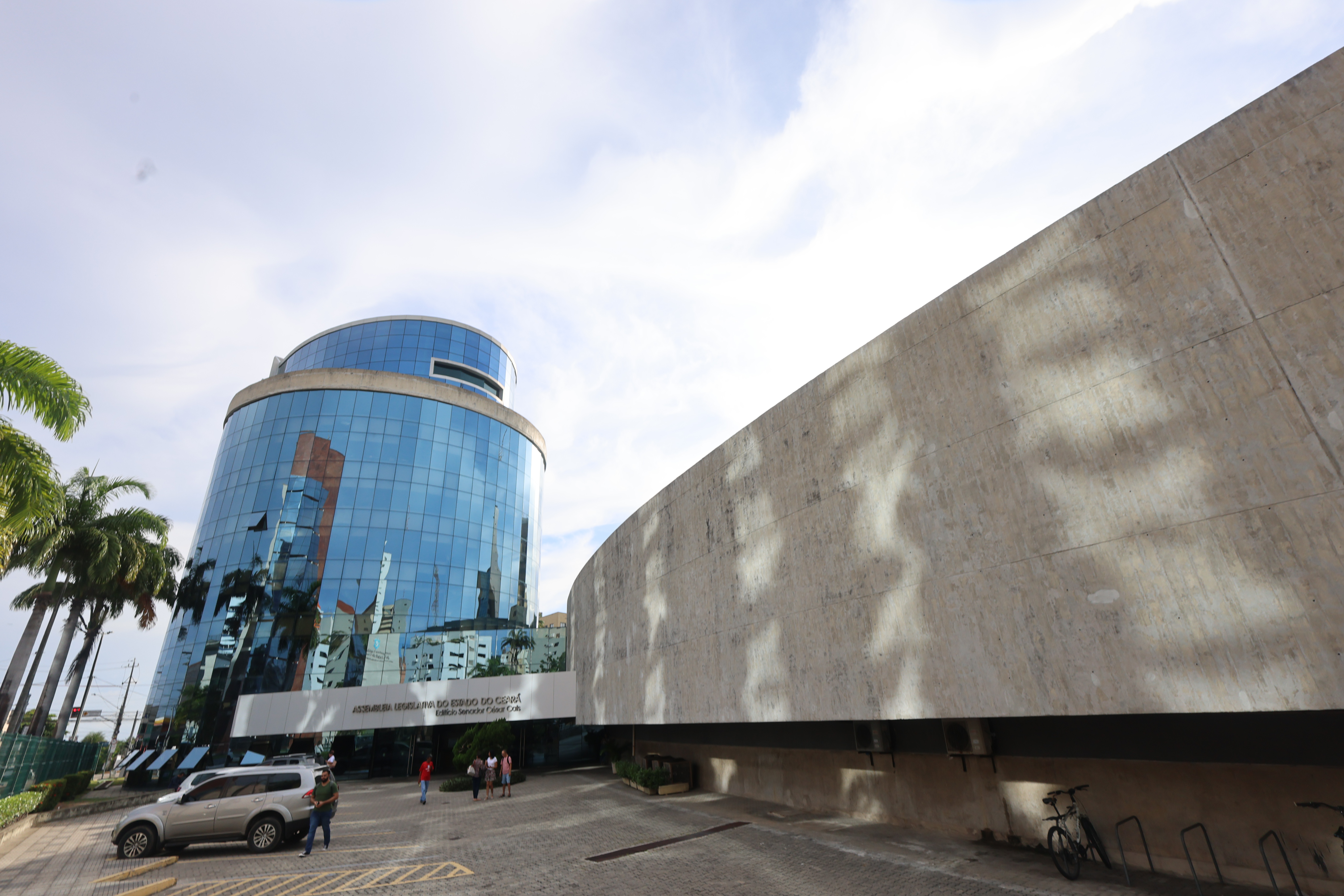 Fachada do Anexo I da Alece