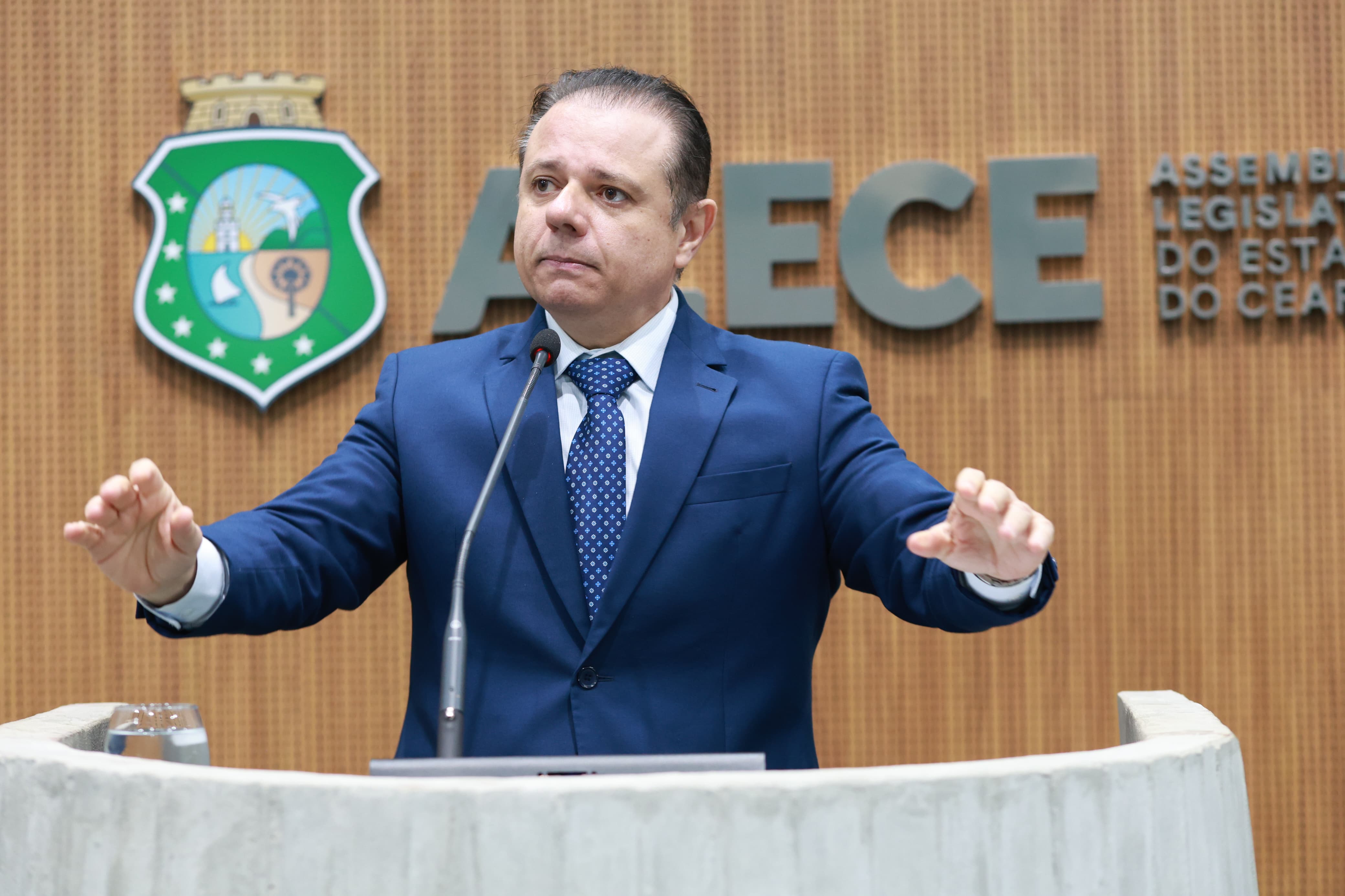 Deputado Cláudio Pinho (PDT)