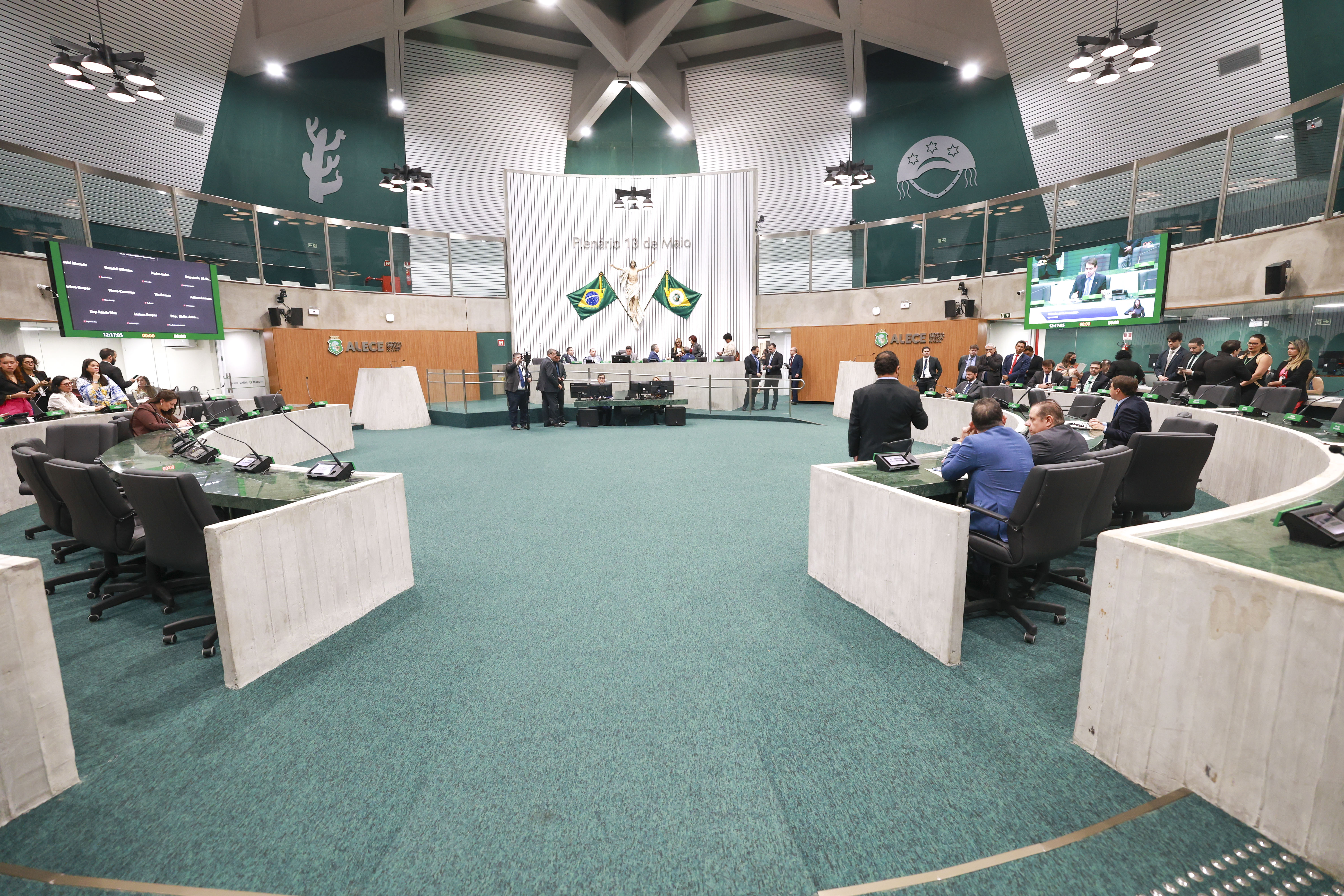 Plenário 13 de Maio