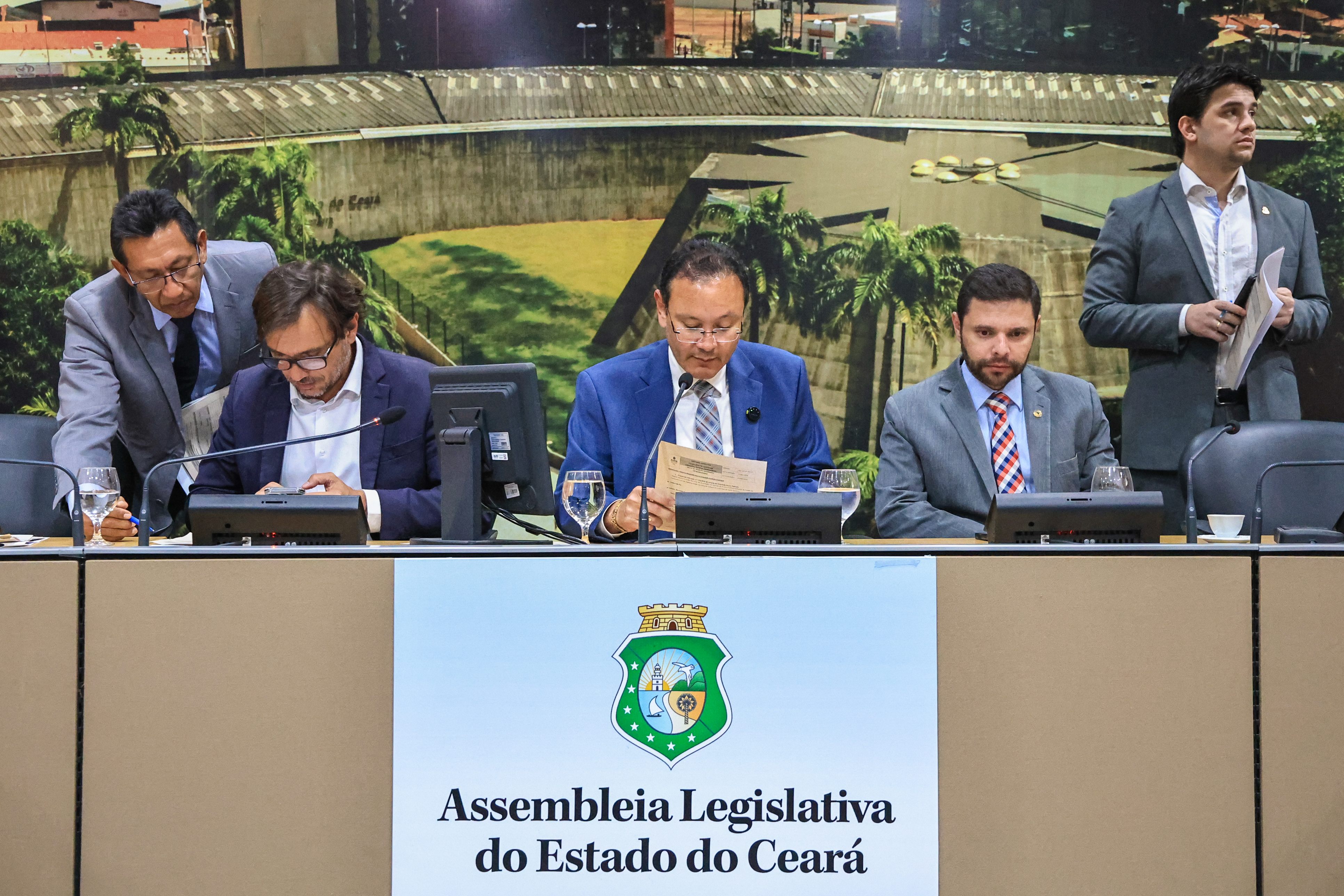 Comissão de Desenvolvimento Regional, Recursos Hídricos, Minas e Pesca