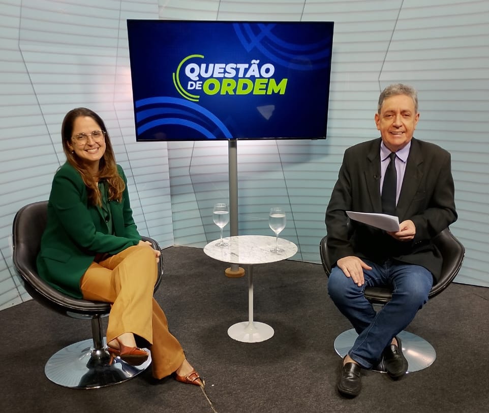 Médica Danielli Lino e jornalista Renato Abreu