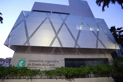 Fachada do Anexo IV, onde funciona a Procuradoria Especial da Mulher (PEM) da Alece