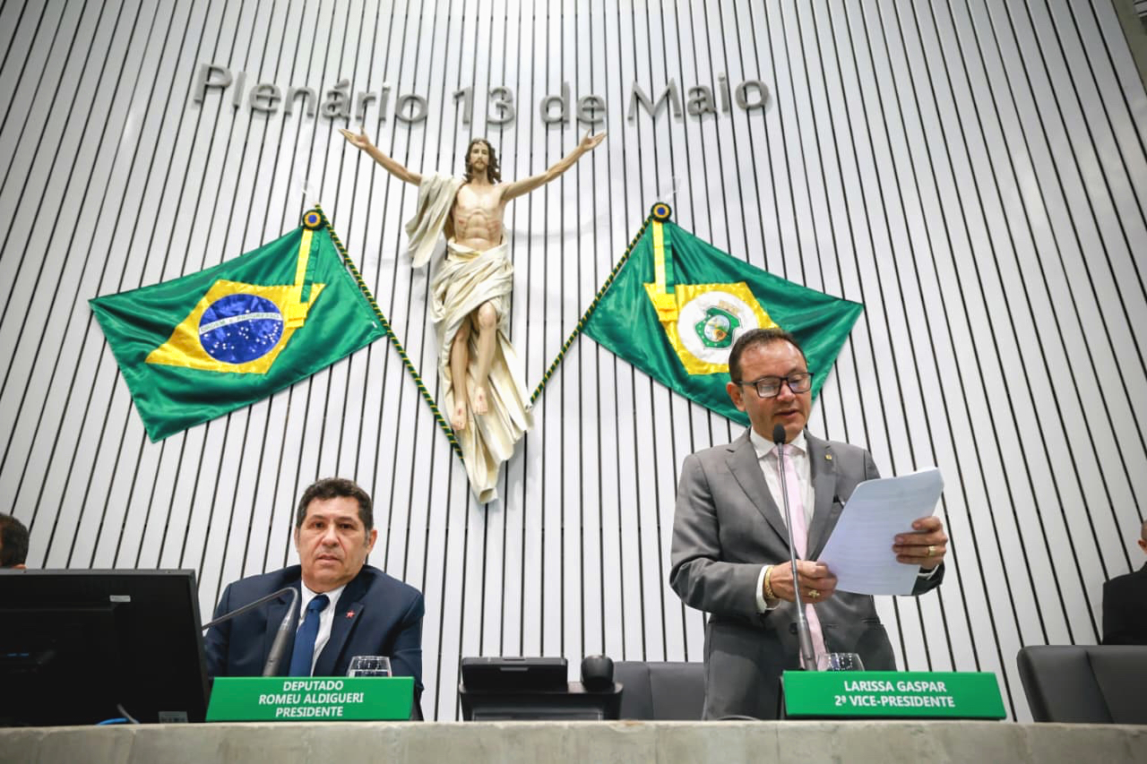 PEC que trata do Conselho Superior do Ministério Público começa a tramitar na Alece