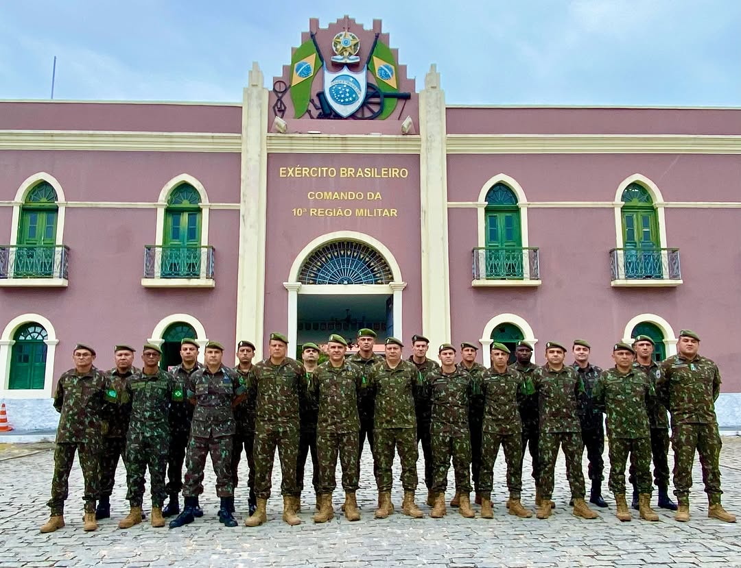 Alece comemora 83 anos da 10ª Região Militar do Exército em sessão solene