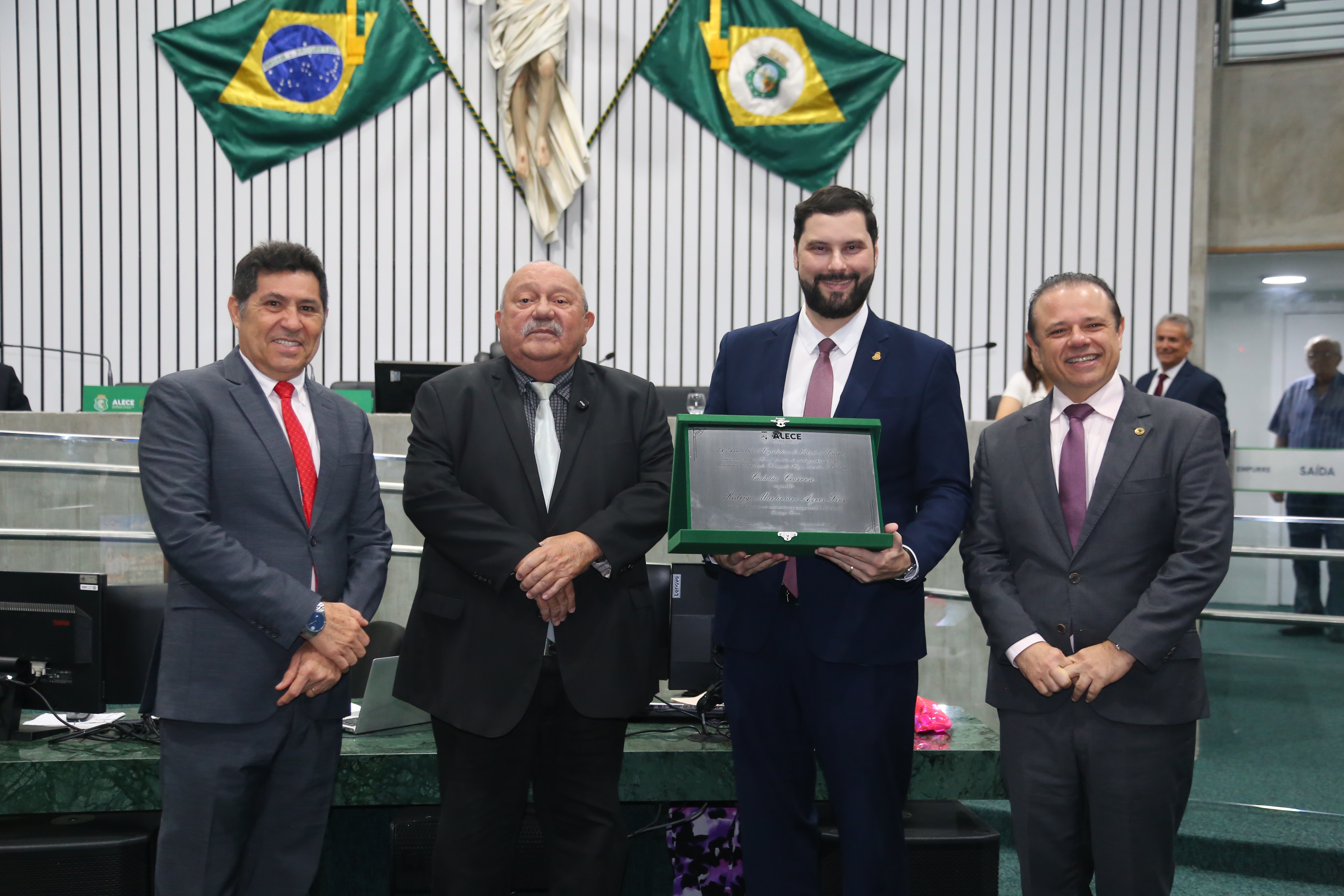 Jurista Rodrigo Martiniano é agraciado com Título de Cidadão Cearense na Alece