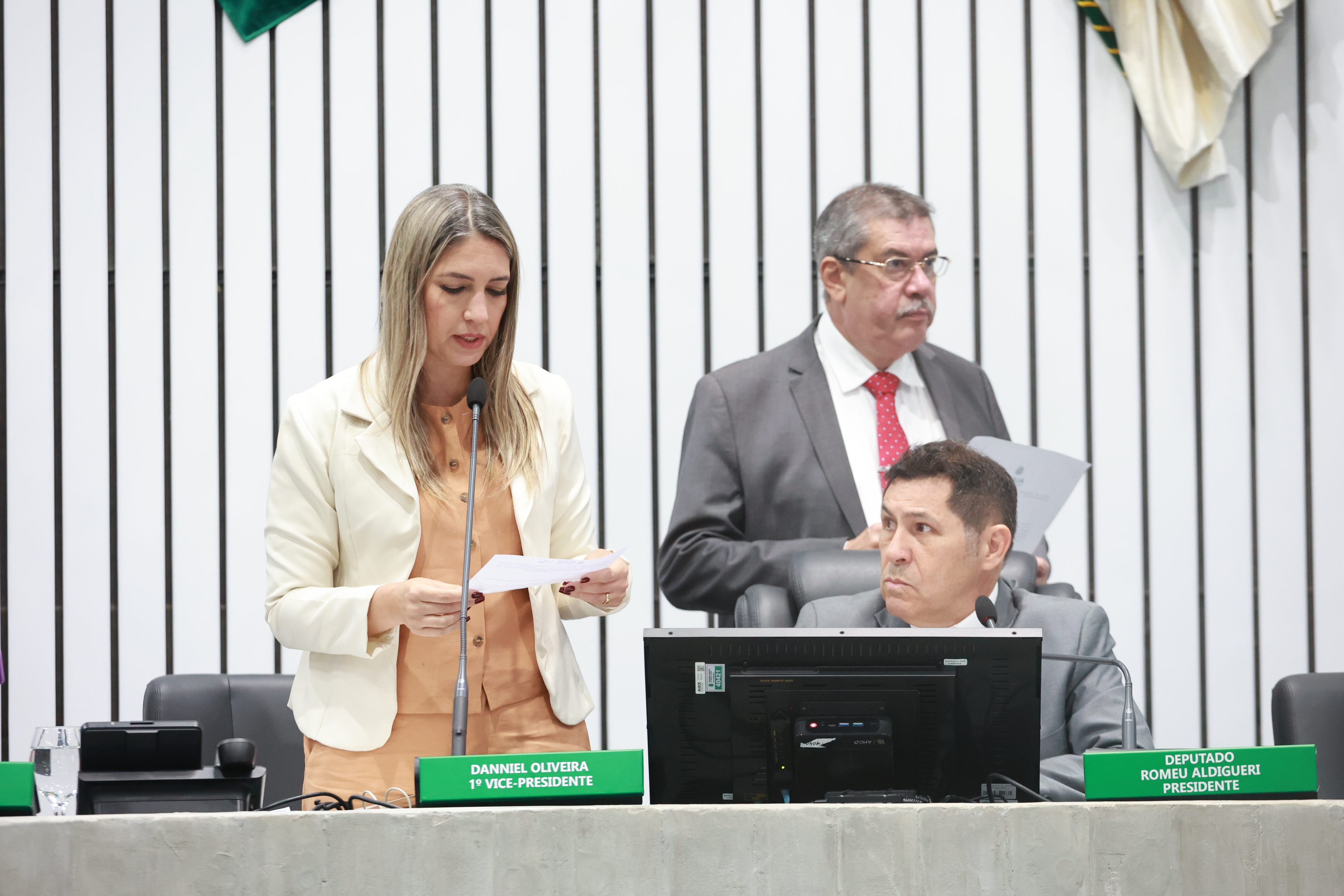 Alece aprova PEC do Poder Executivo que amplia recursos para segurança