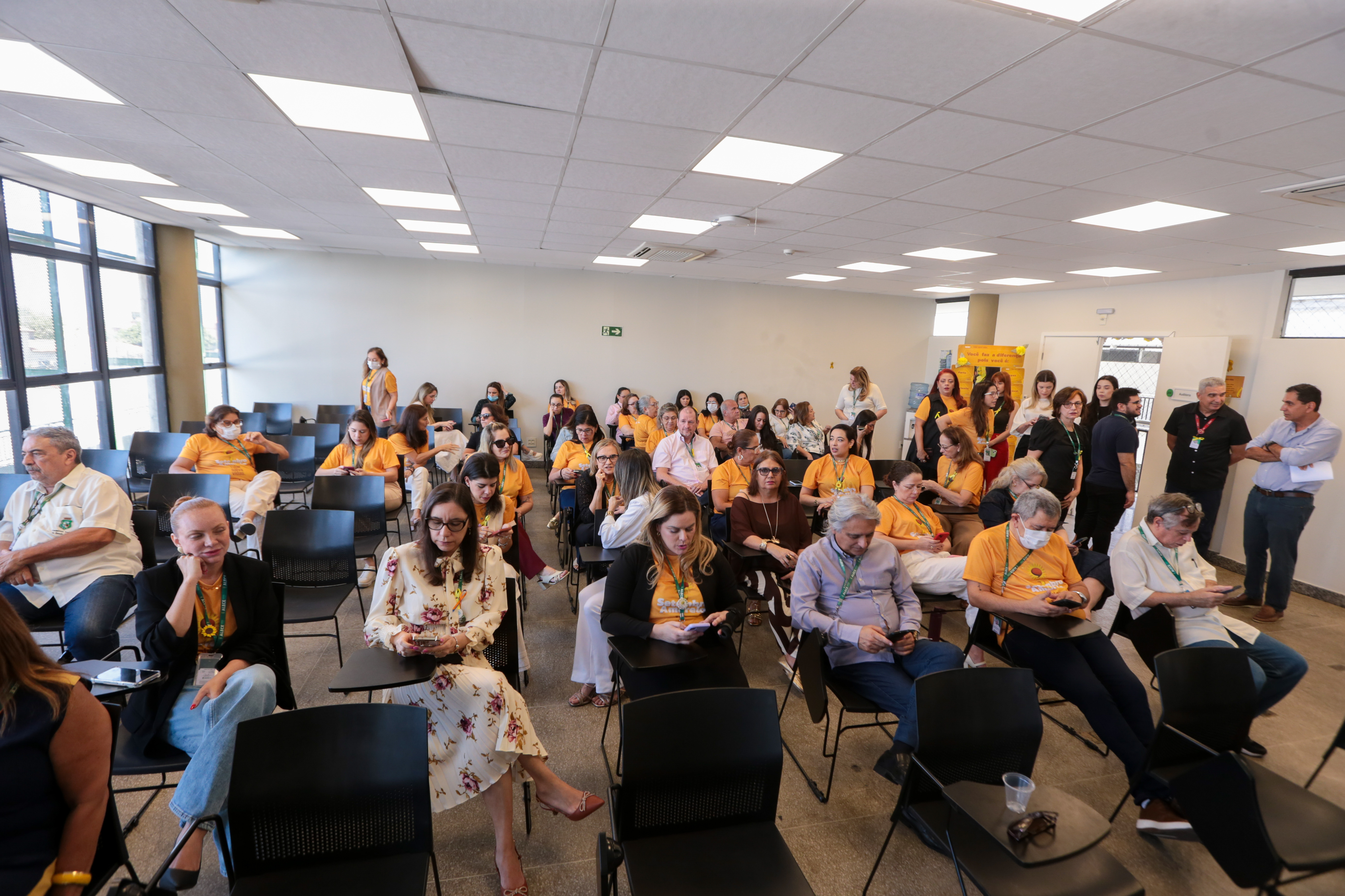 Entrega de certificados encerra campanha Setembro Amarelo da Alece