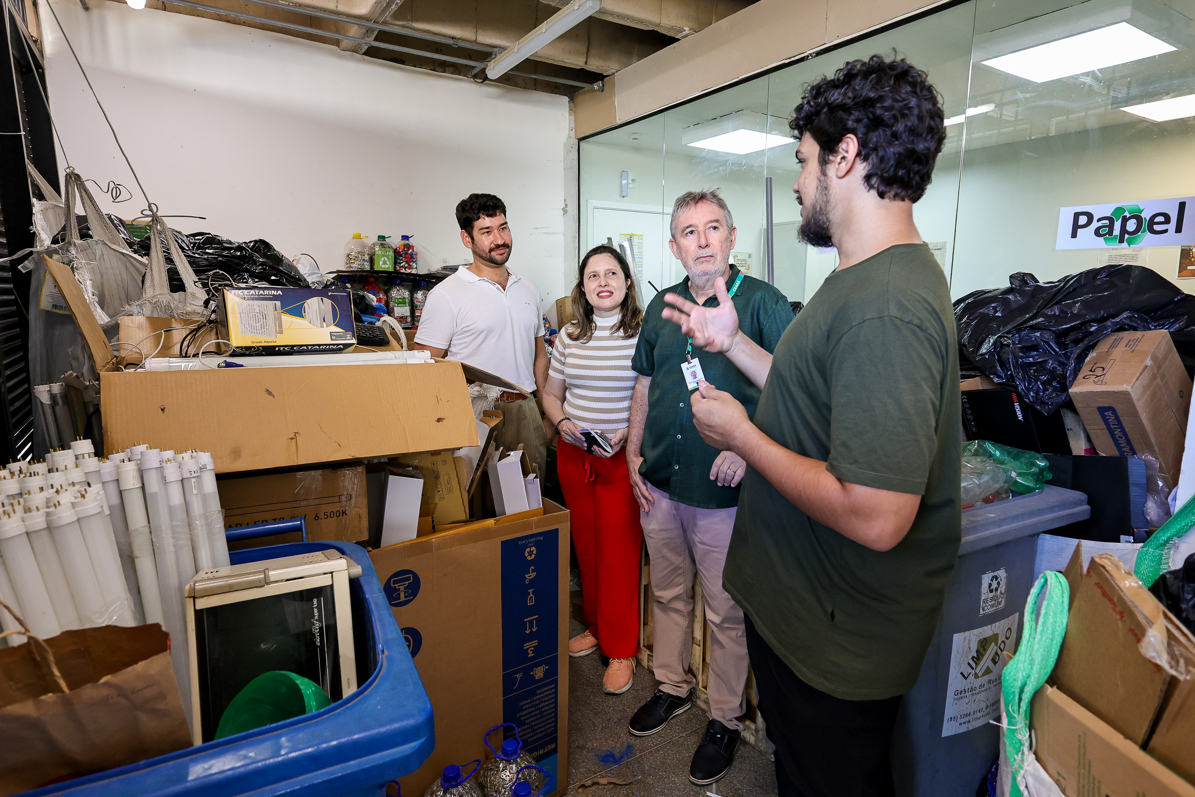 Alece dá exemplo em descarte responsável de eletroeletrônicos e inspira outros órgãos