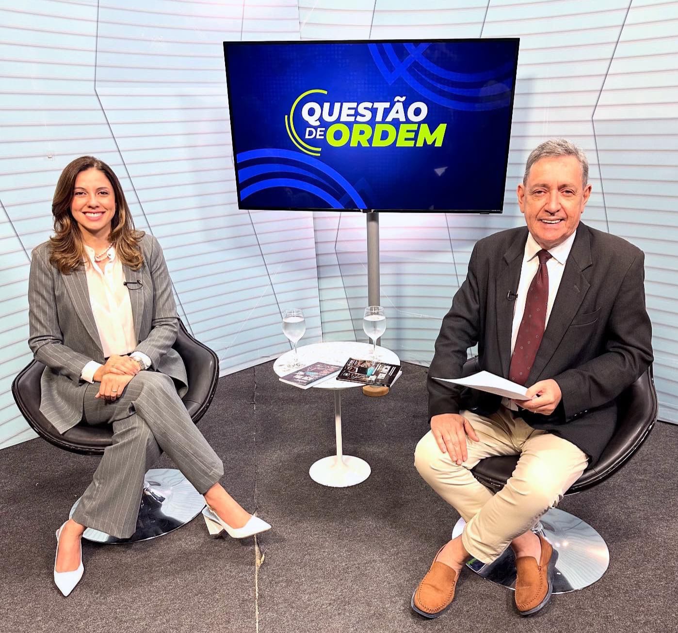 Defensora Kelviane Barros Machado e jornalista Renato Abreu