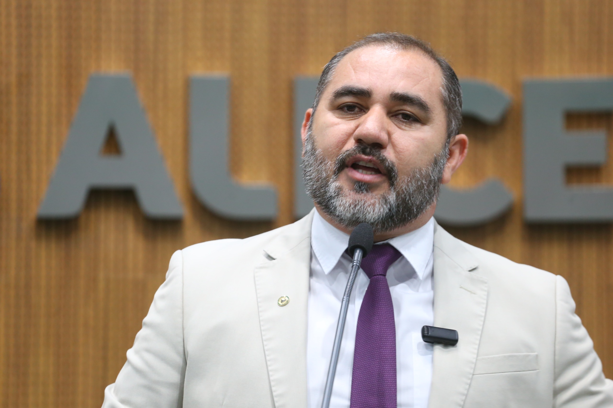 Deputado Missias Dias (PT)