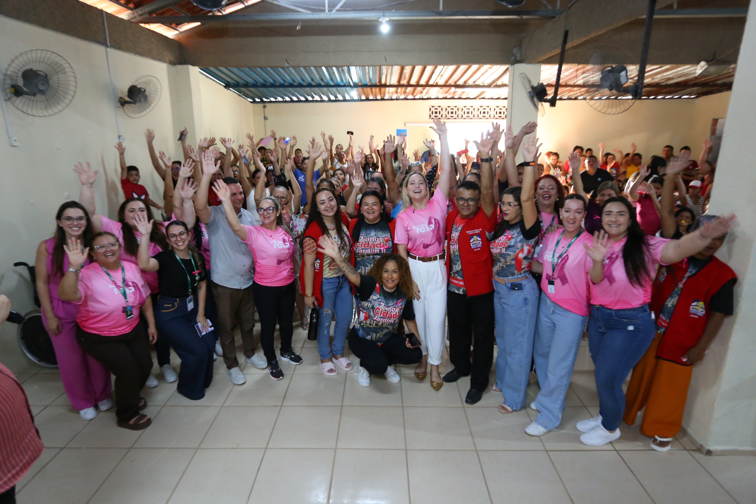 Outubro Rosa: Alece promove ações de conscientização na comunidade Cidade Jardim II, em Fortaleza