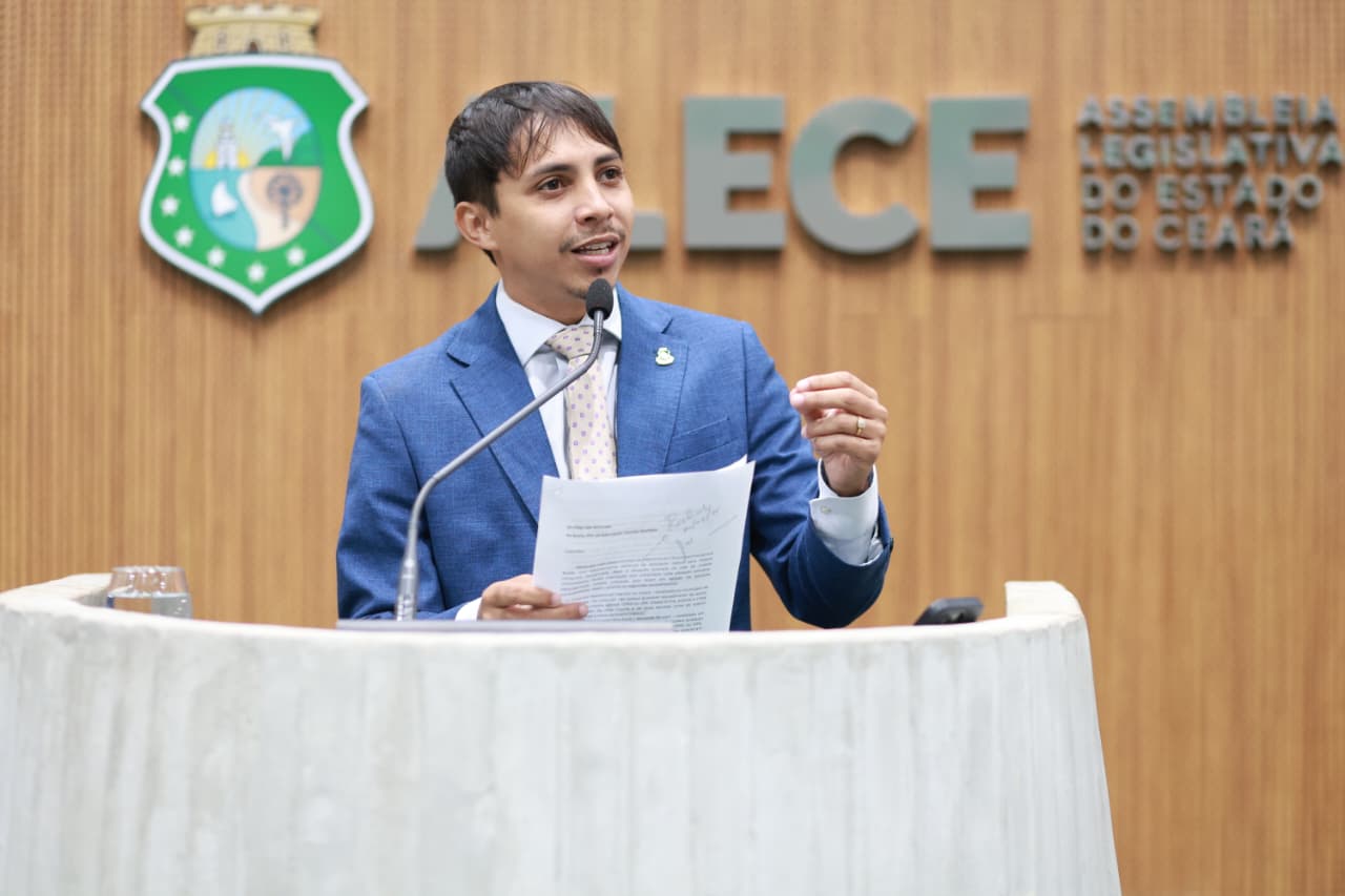 Deputado Leo Suricate (Psol)