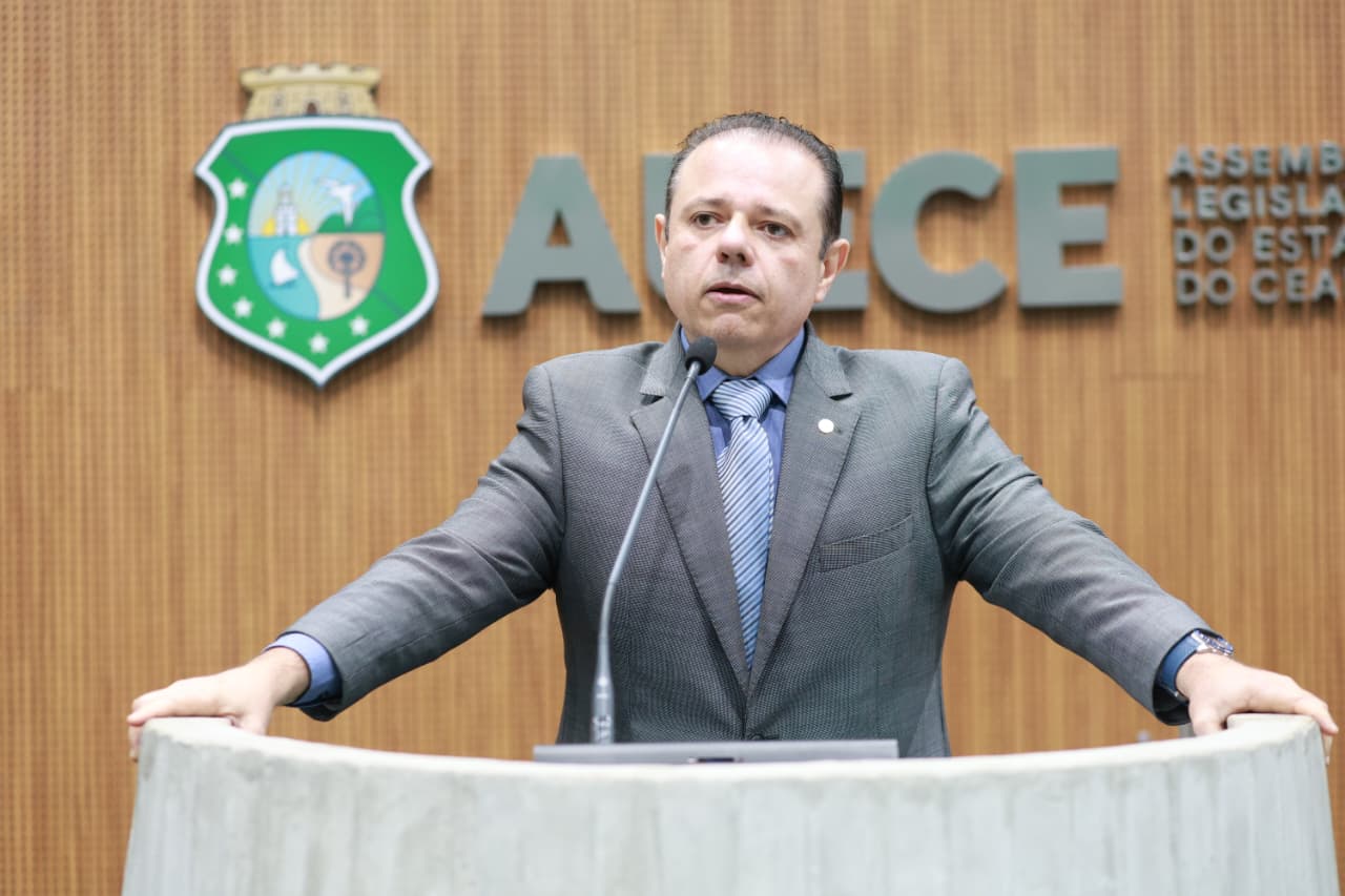 Deputado Cláudio Pinho (PDT)