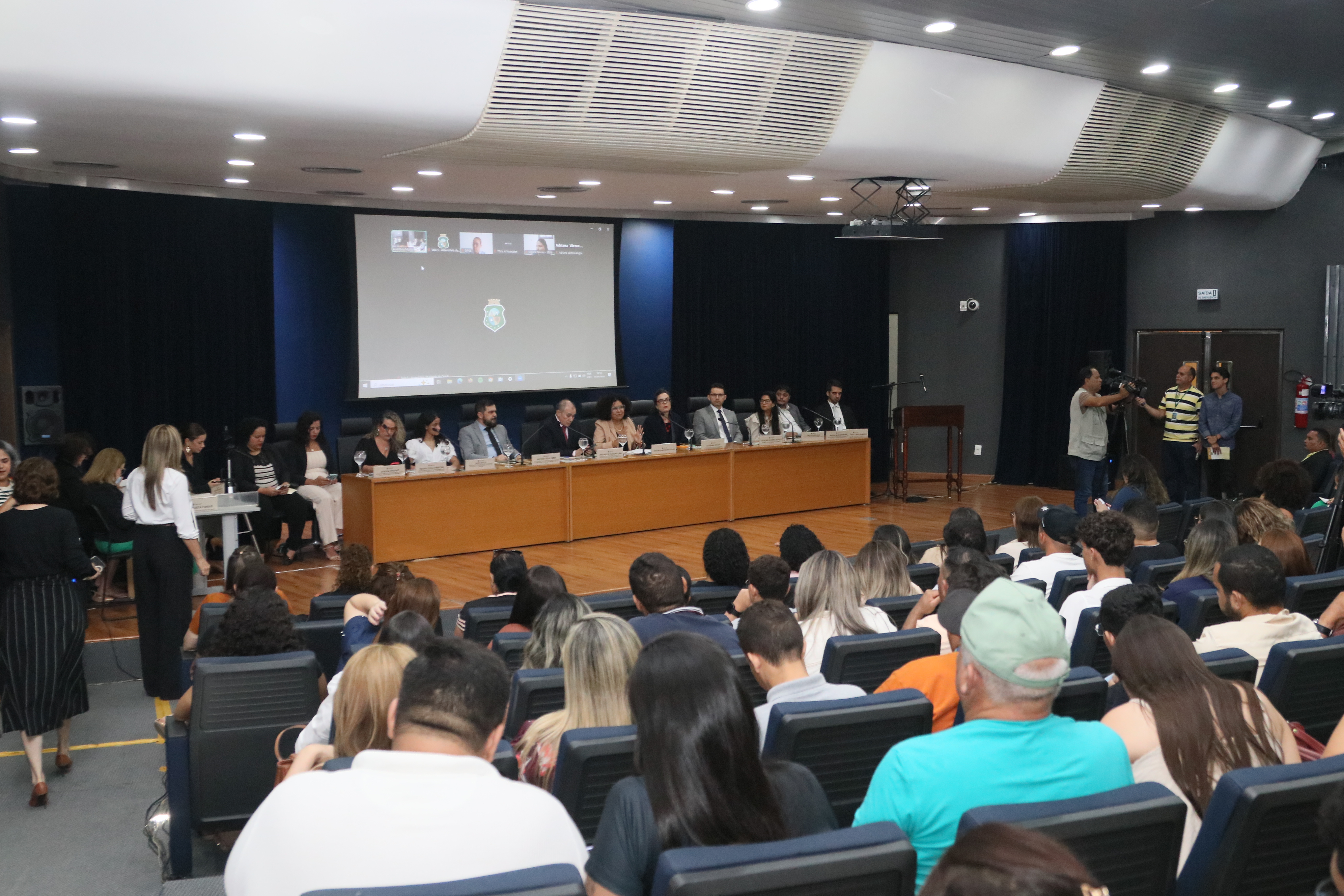 Autoridades e sociedade discutem diretrizes para o Plano Cearense de Erradicação do Trabalho Infantil