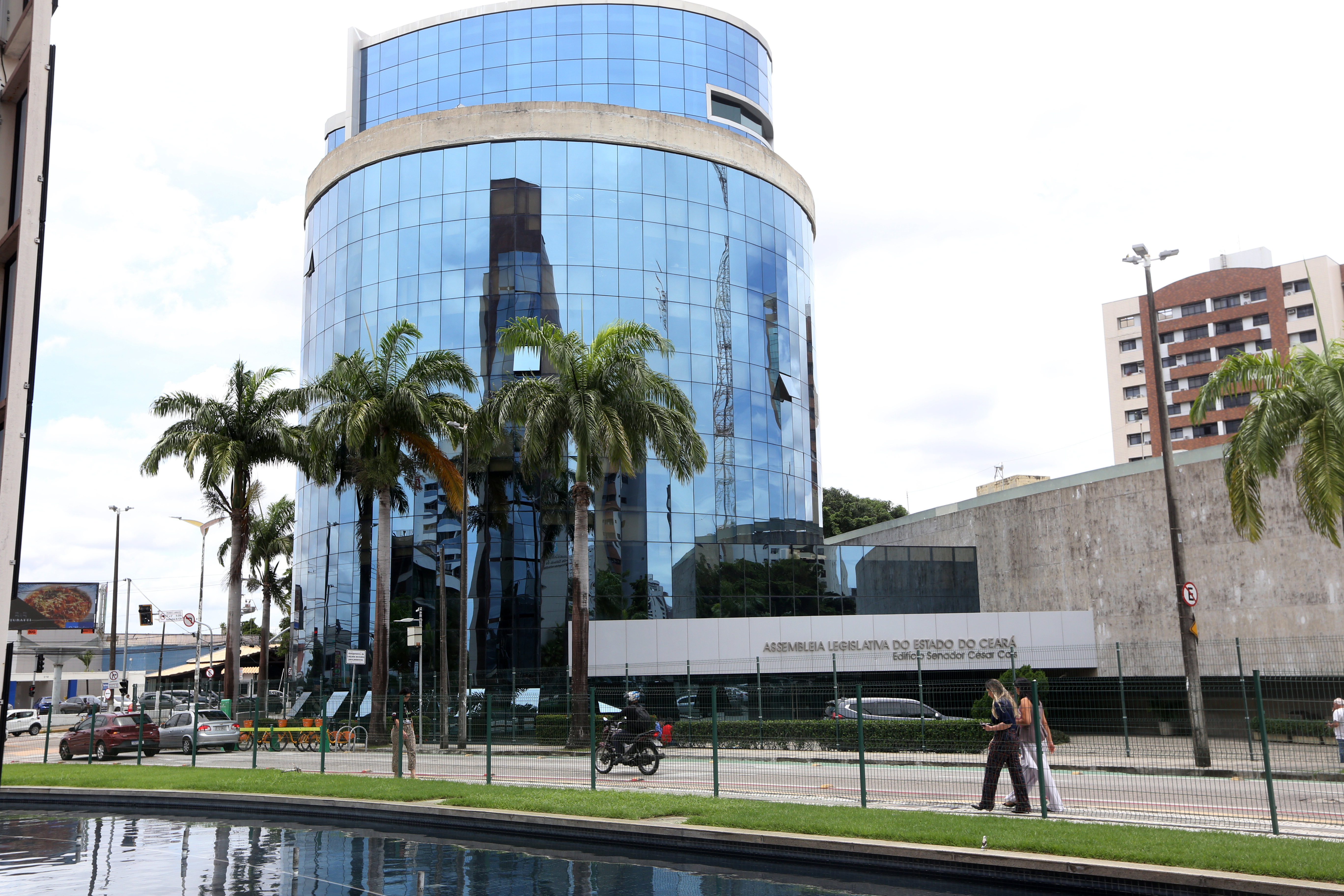 Associação de cerimonialistas e de profissionais de eventos é homenageada na Alece