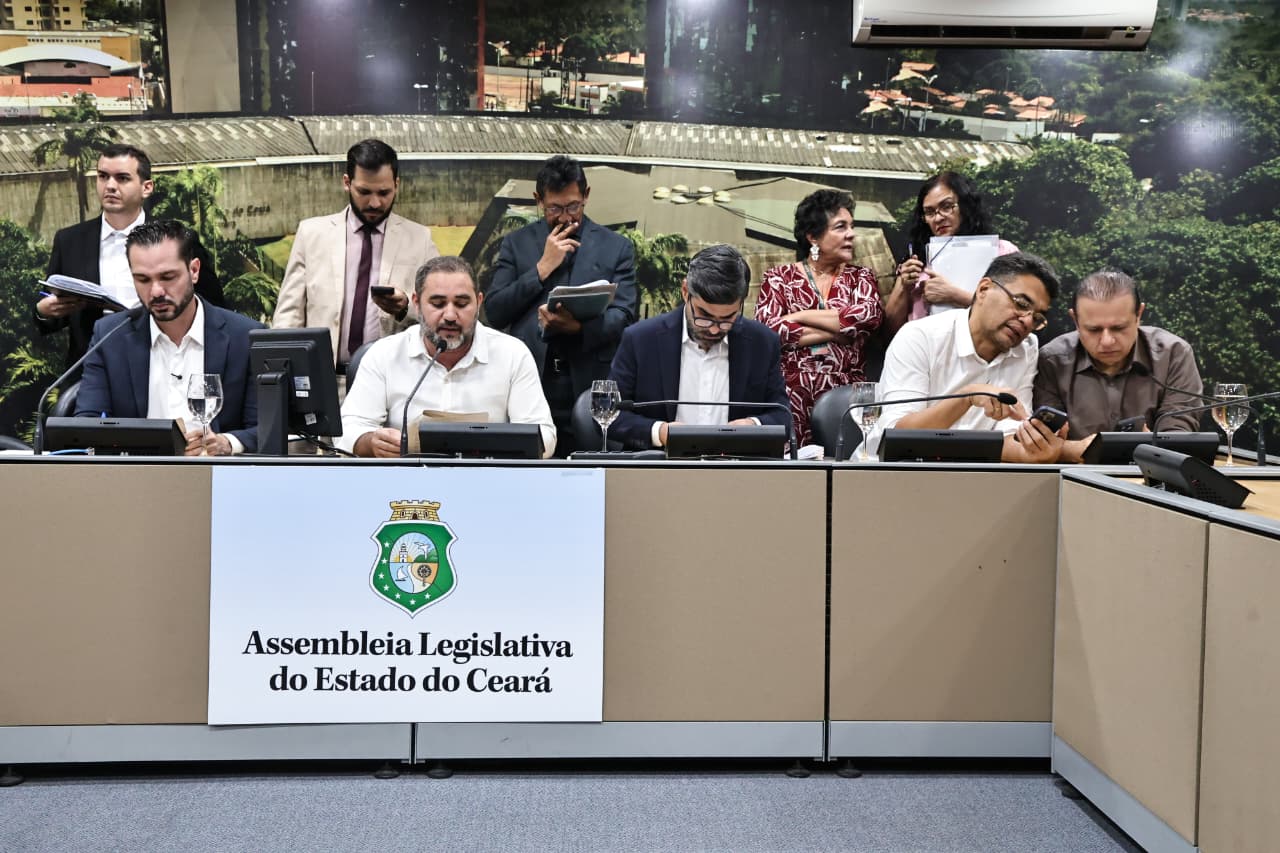Comissão de Constituição, Justiça e Redação aprova 34 projetos de deputados