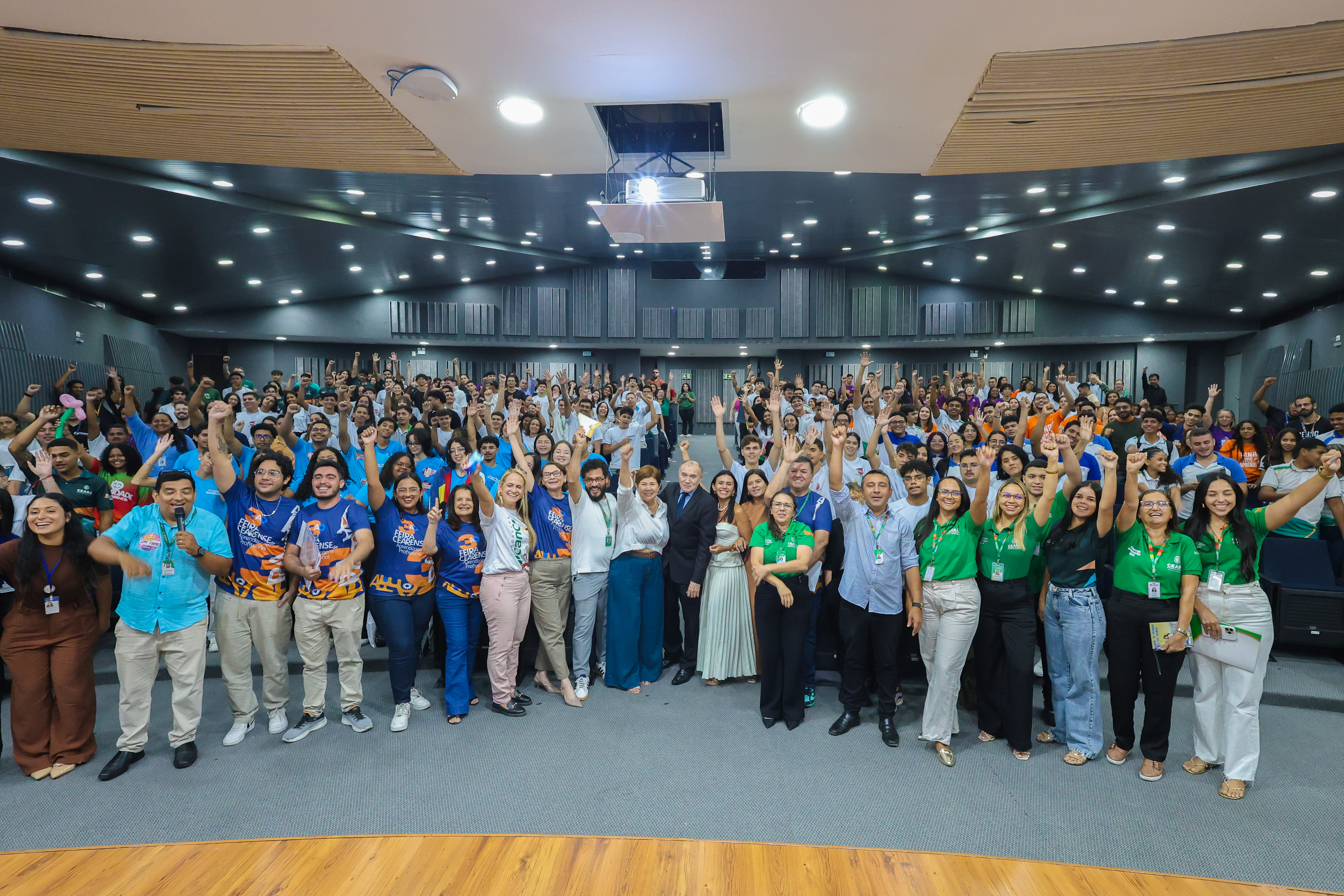 Alece encerra feira de aprendizagem profissional com entrega de premiações e atividades culturais
