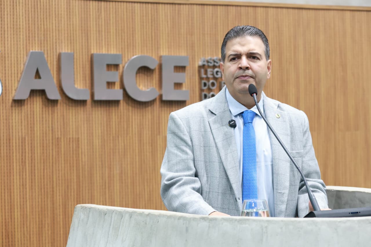 Deputado Felipe Mota (União)
