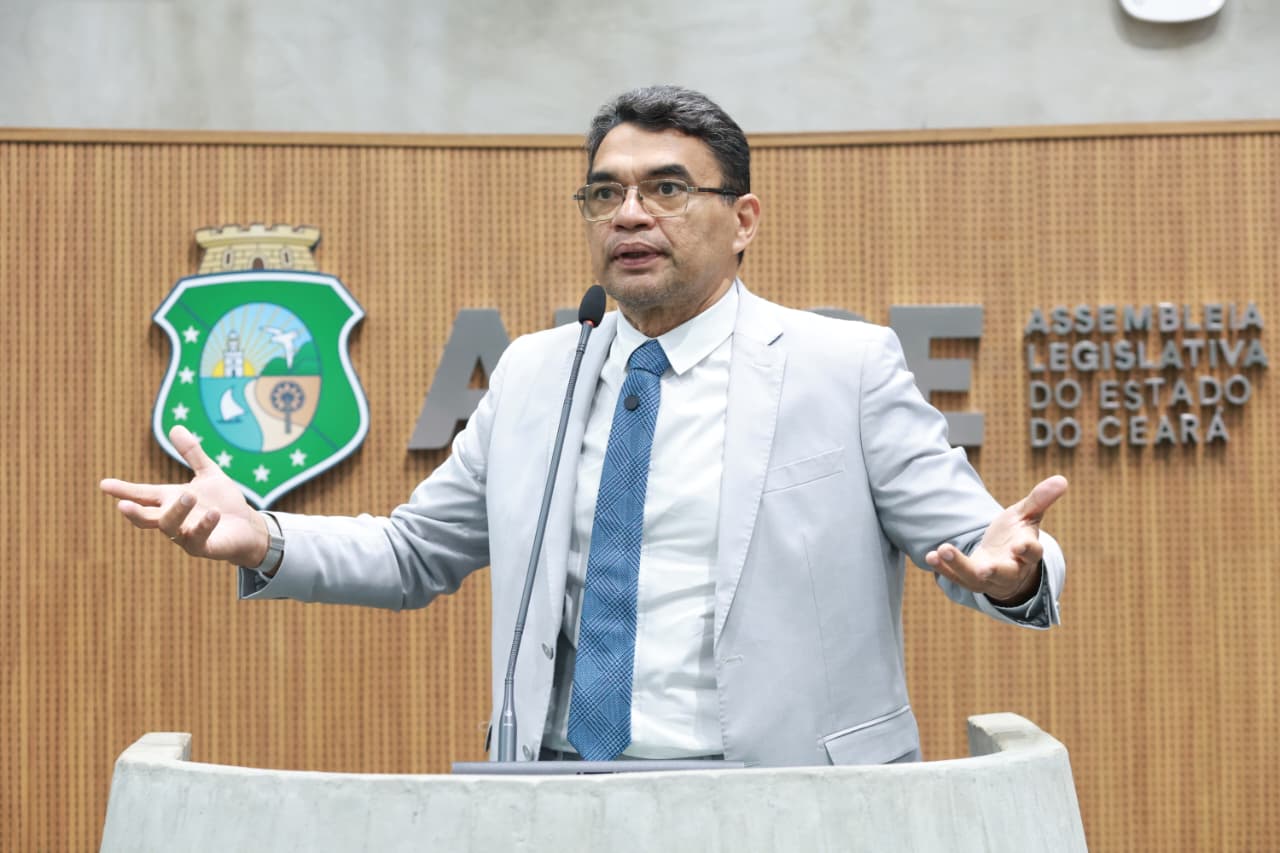 Deputado Sargento Reginauro (União)