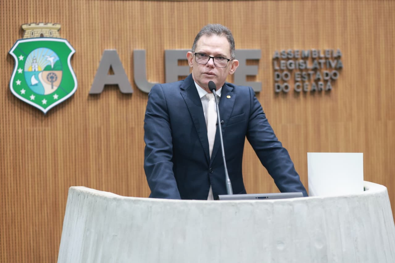 Deputado Lucinildo Frota (PDT)