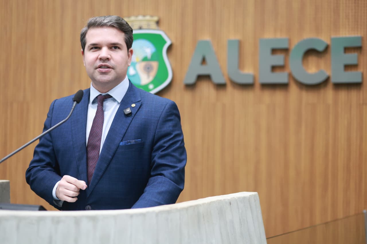 Deputado Bruno Pedrosa (PT)