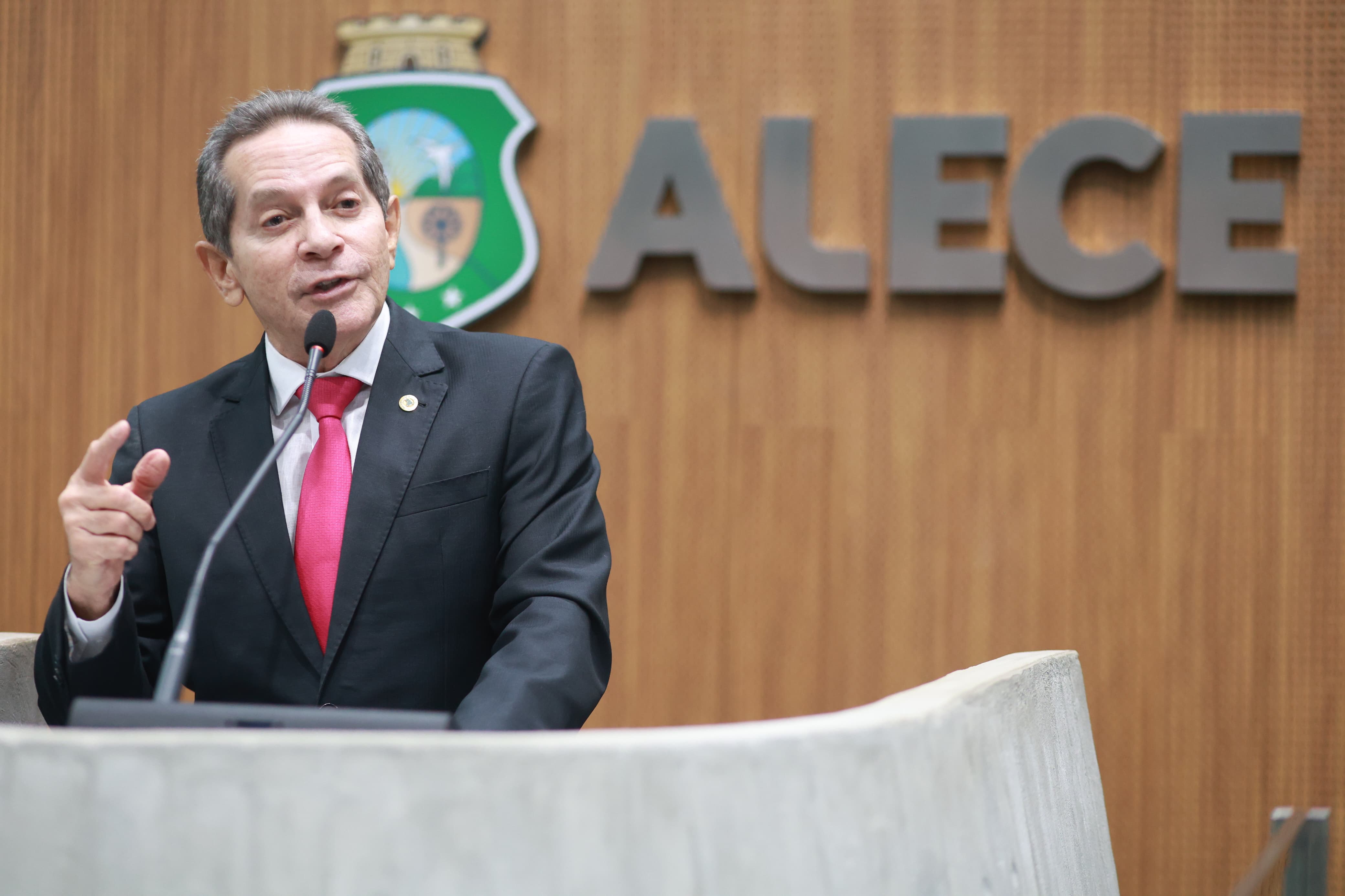 Deputado Heitor Férrer (União)