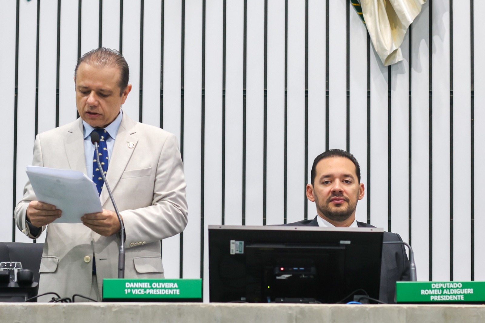 Alece inicia tramitação de 15 matérias entre projetos de lei e indicação