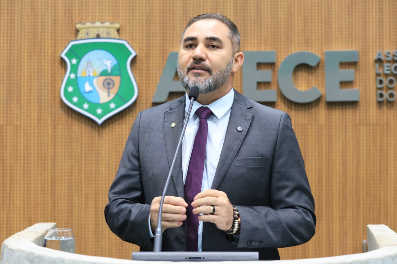 Deputado Missias Dias (PT)