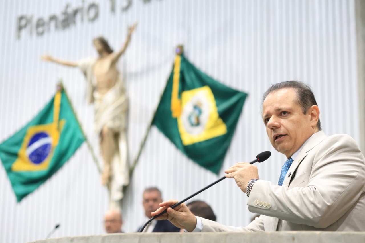 Deputado Cláudio Pinho (PDT)
