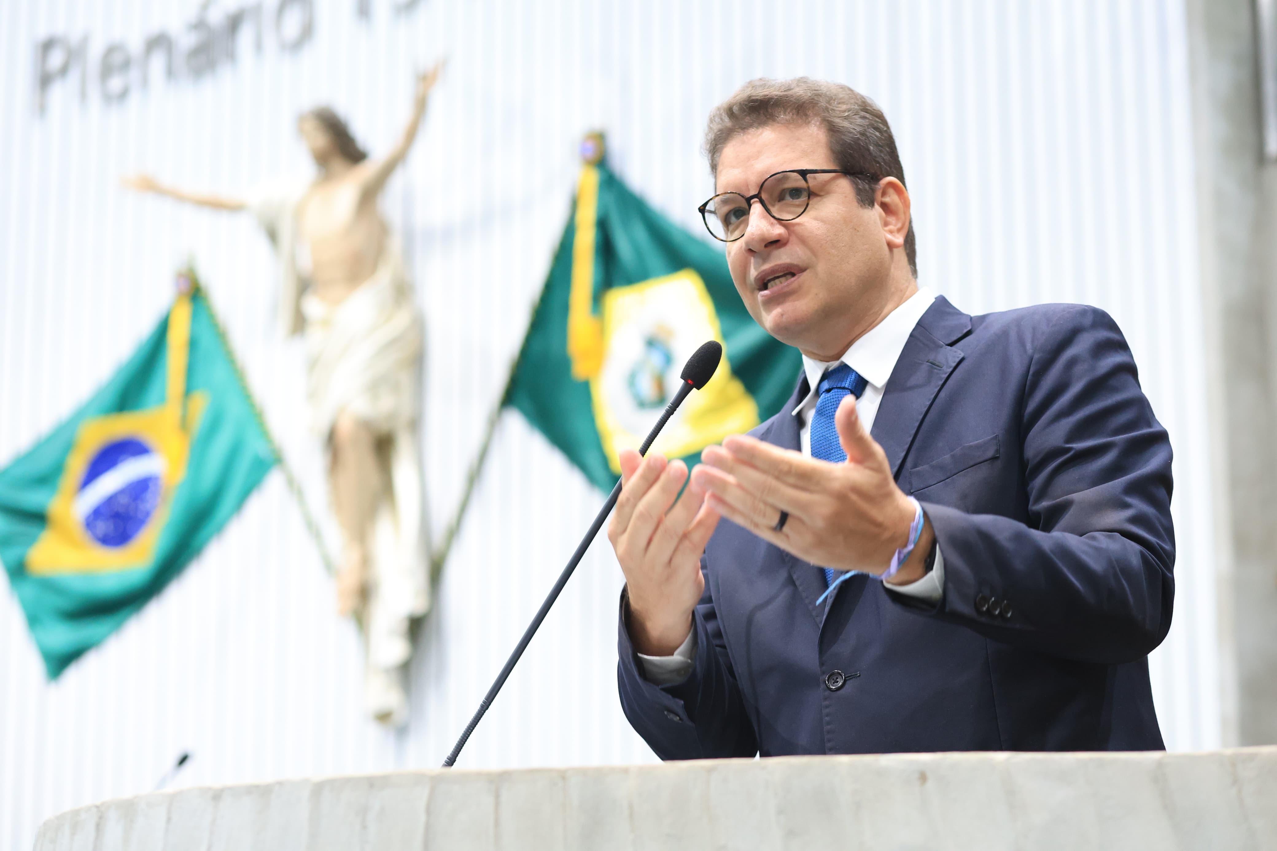 Deputado Renato Roseno (Psol)