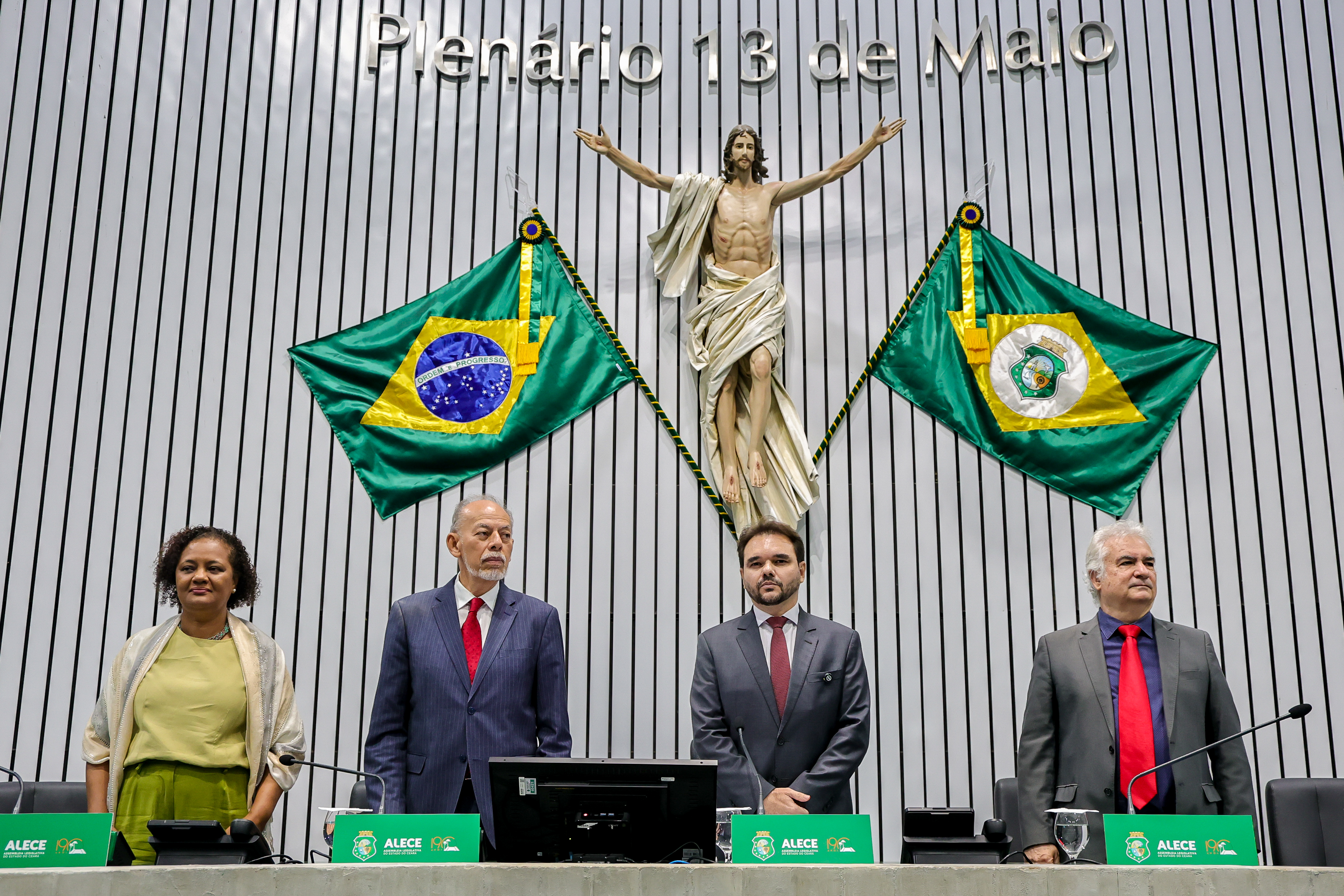 Partido mais antigo do Brasil, PCdoB é homenageado em solene na Alece pelos 104 anos