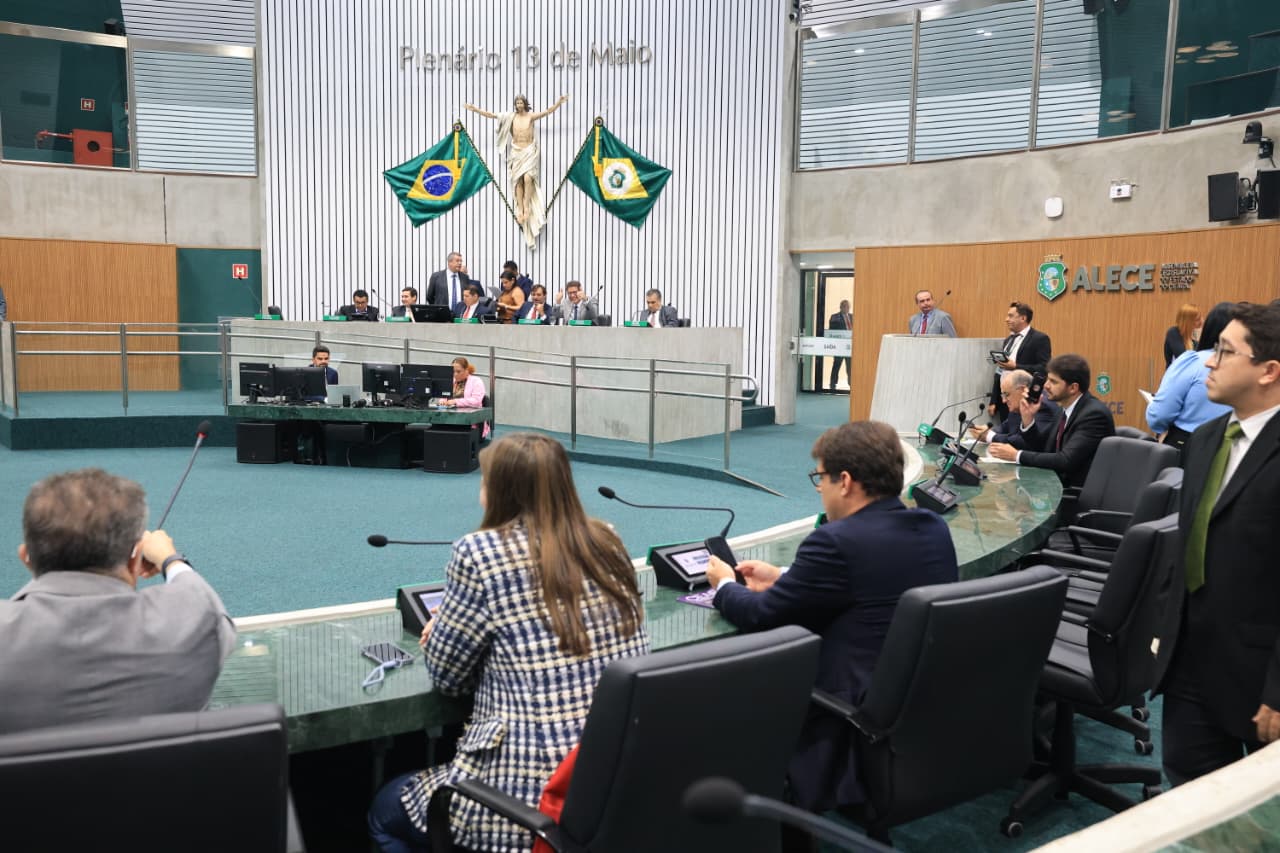 Plenário 13 de Maio