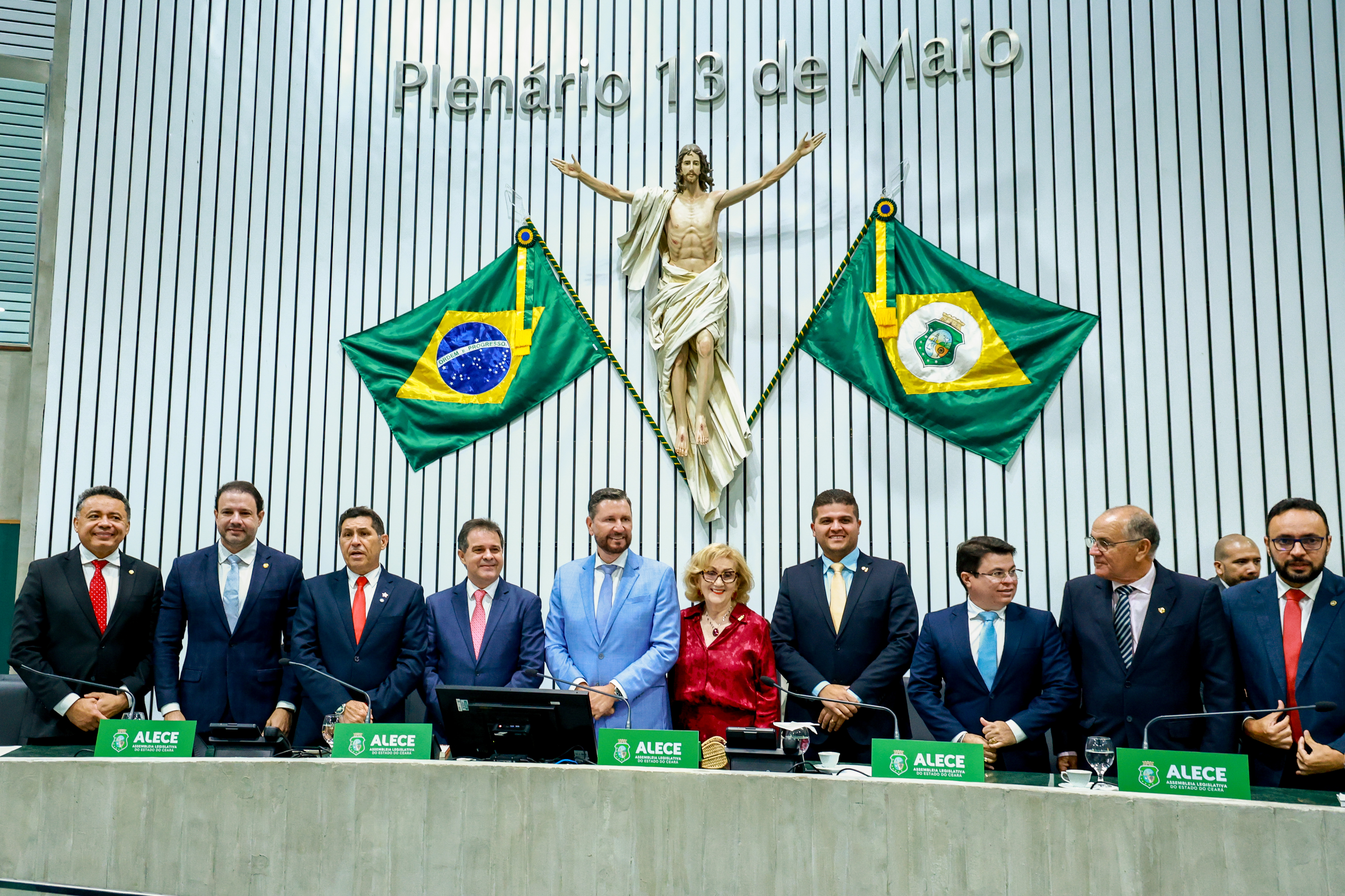 História de Fortaleza é enaltecida durante homenagem aos 300 anos da Capital na Alece
