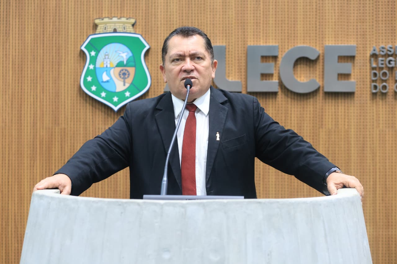 Almir Bié destaca a descentralização do tratamento oncológico no Ceará