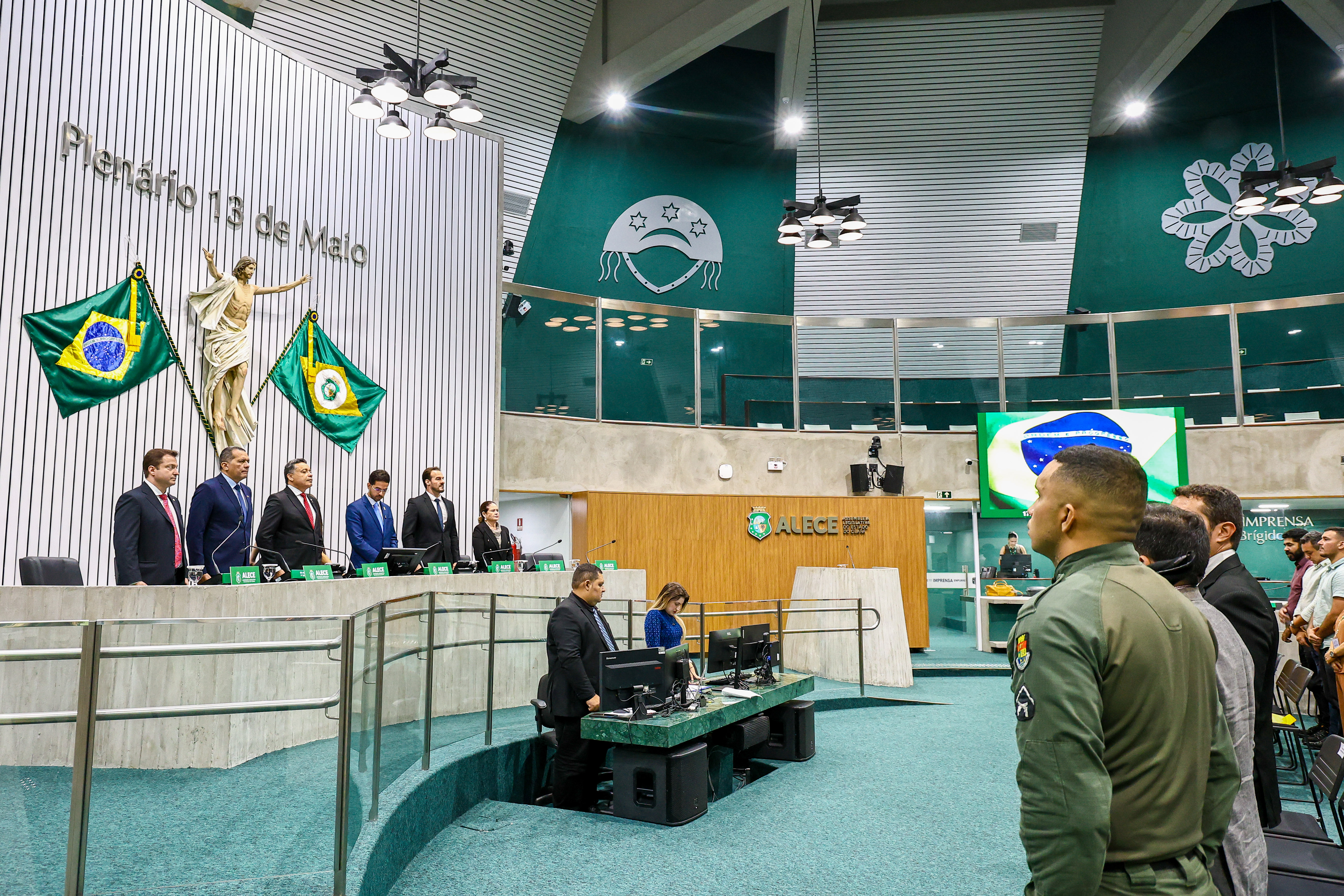 Sessão solene em homenagem aos profissionais e personalidades de destaque da Segurança Pública do Estado do Ceará