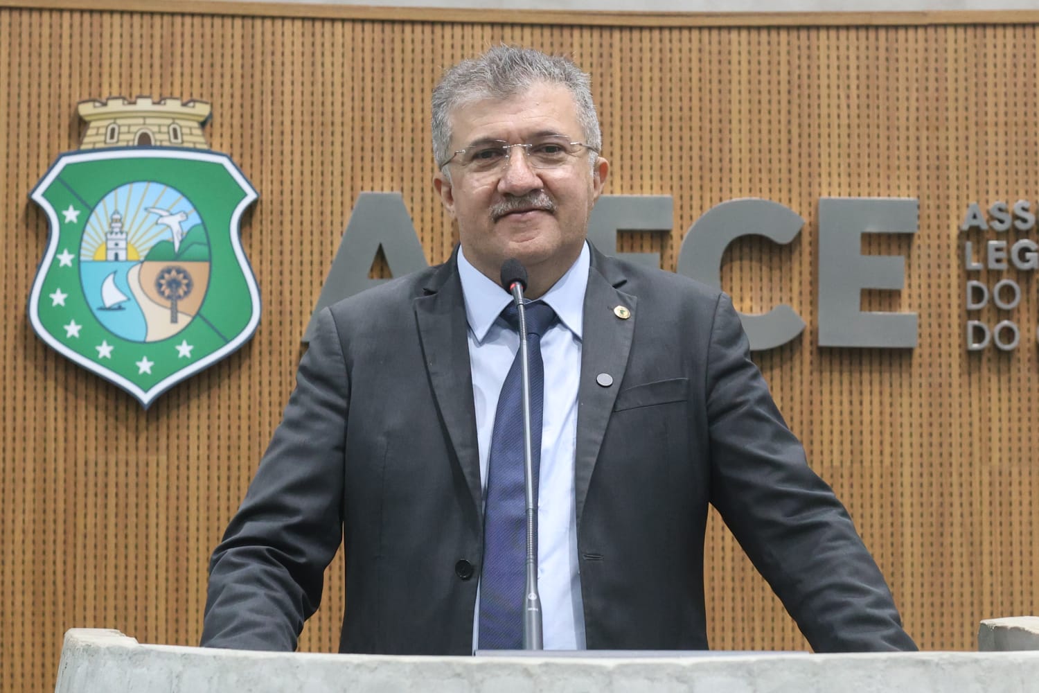 Antônio Henrique questiona agenda do Governo Estadual com vereadores de Fortaleza