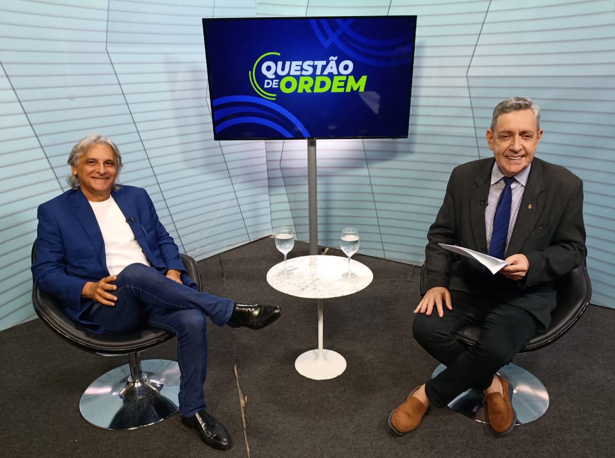 Questão de Ordem aborda benefícios da acupuntura com orientador do DSAS