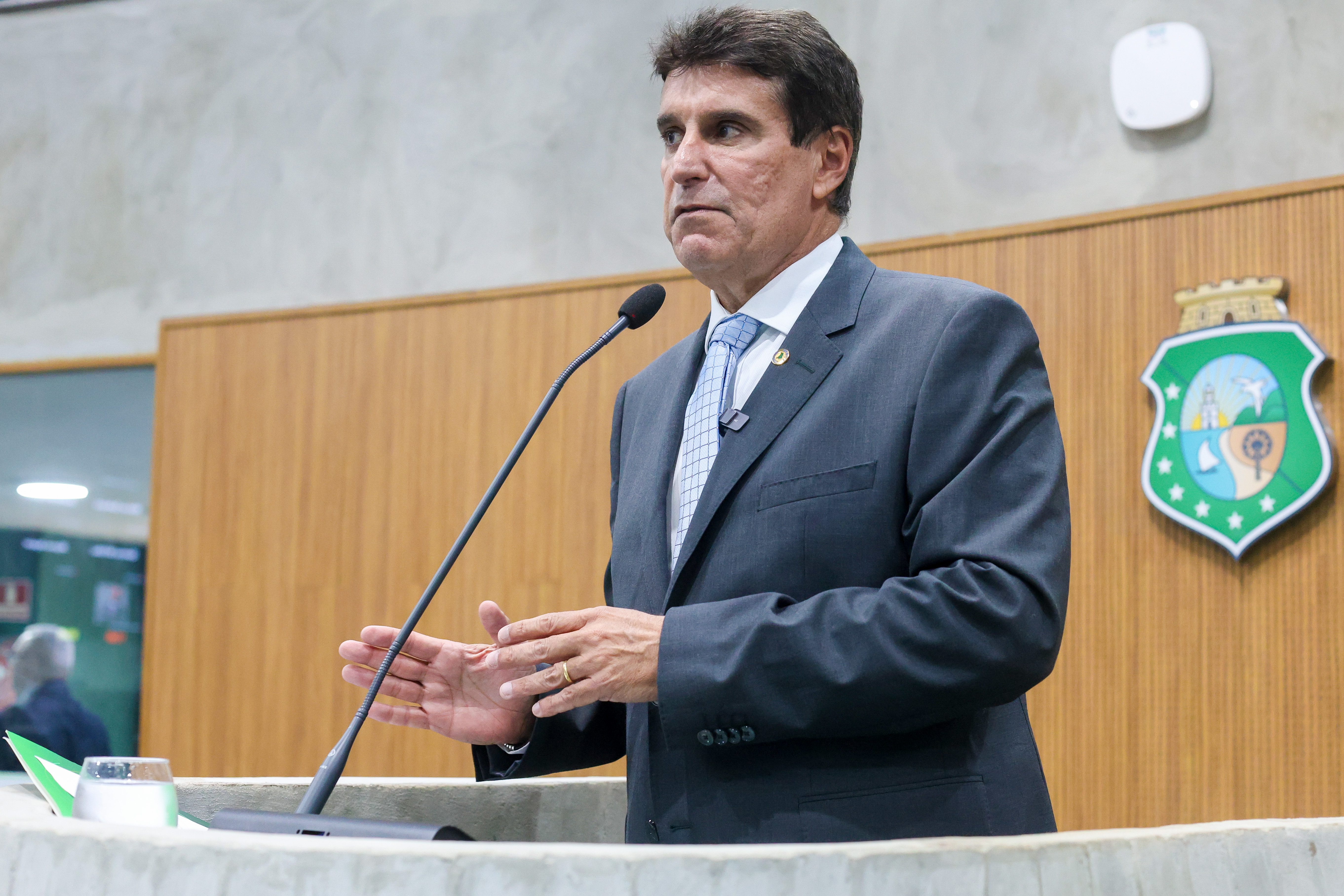 Agenor Neto comenta alocação de recursos em Iguatu